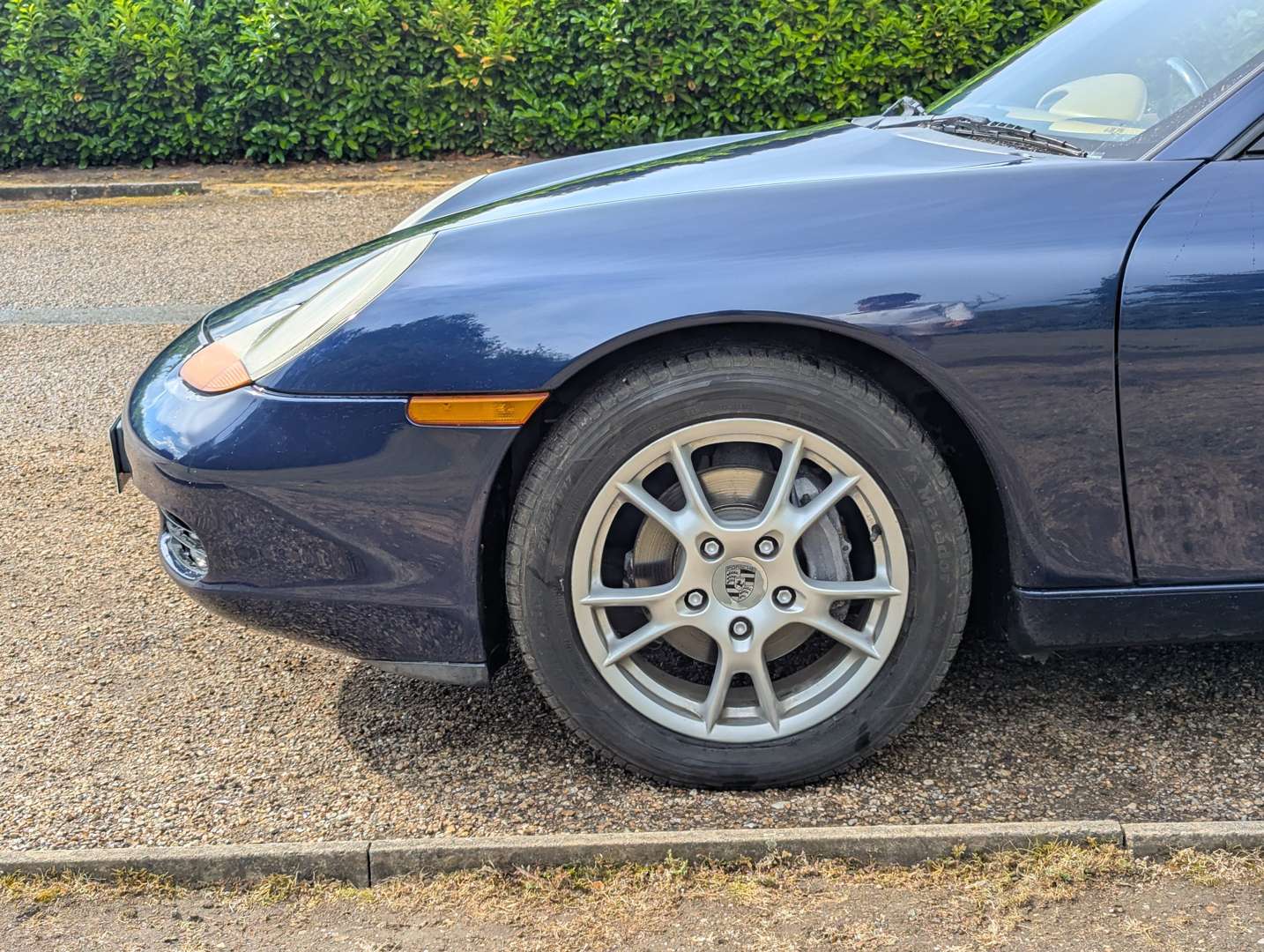 <p>2001 PORSCHE BOXSTER 2.7</p>