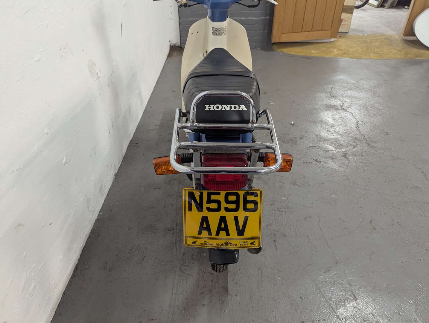 <p>1996 HONDA C90 CUB</p>