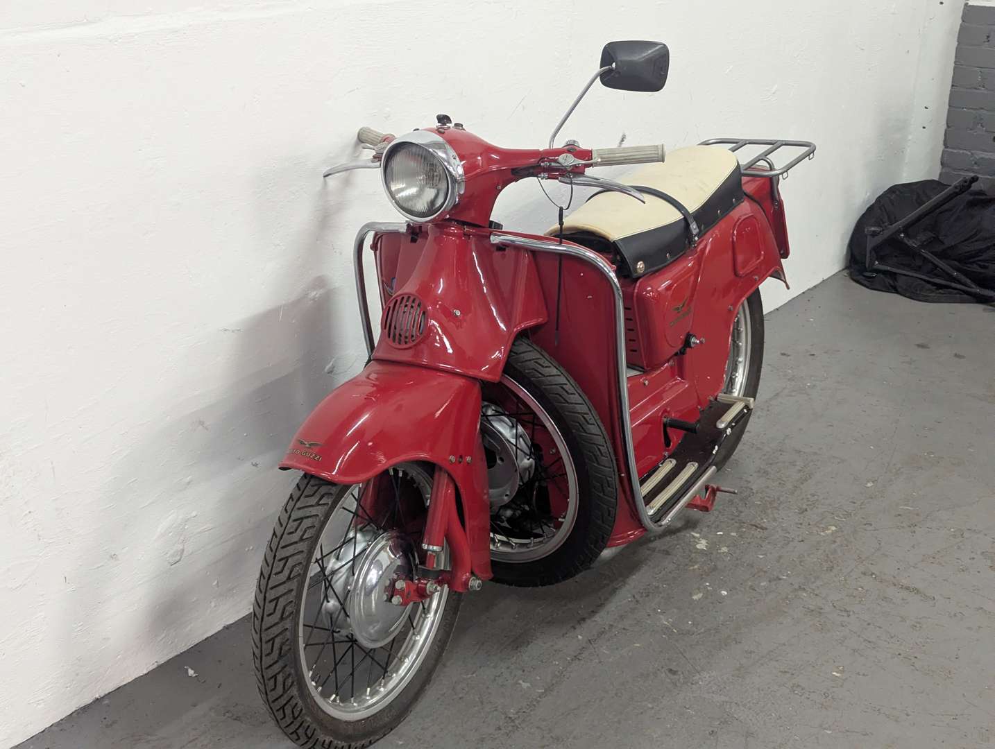 <p>1962 MOTO GUZZI GALLETTO</p>