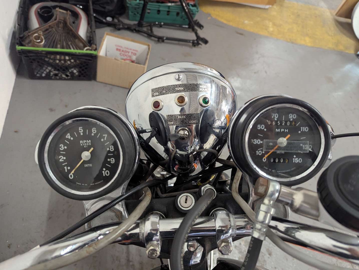 <p>TRIUMPH</p>