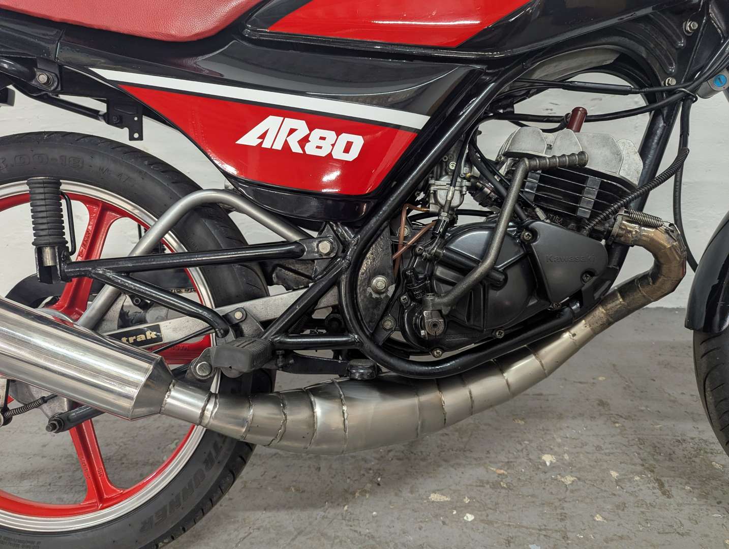 <p>1993 KAWASAKI AR80-C8</p>