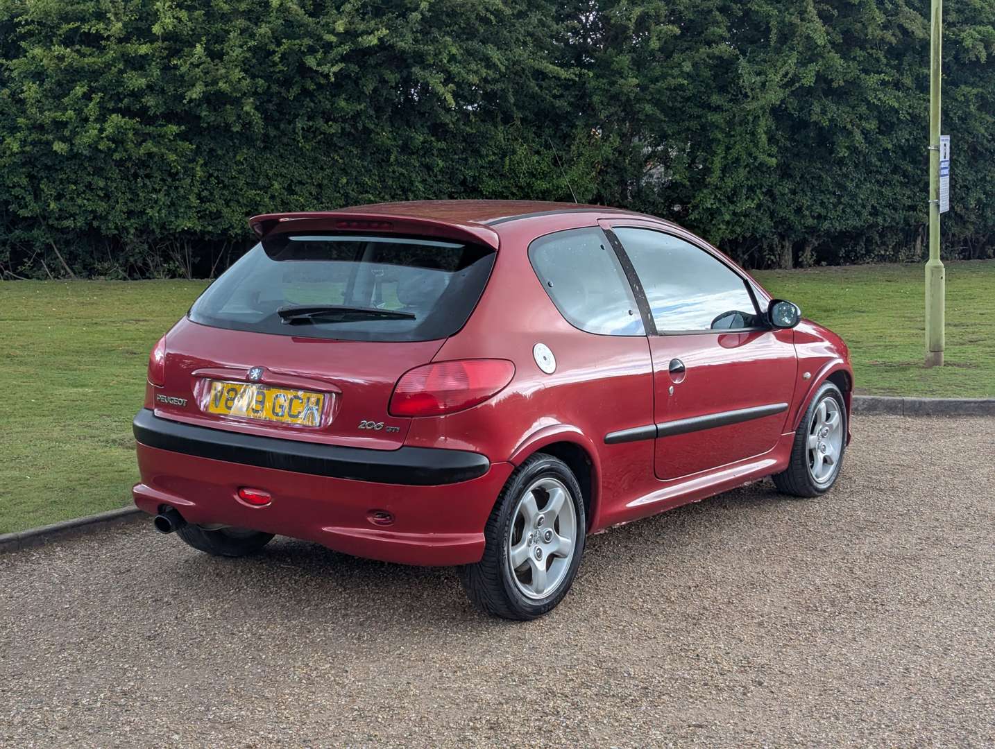 <p>1999 PEUGEOT 206 GTI</p>