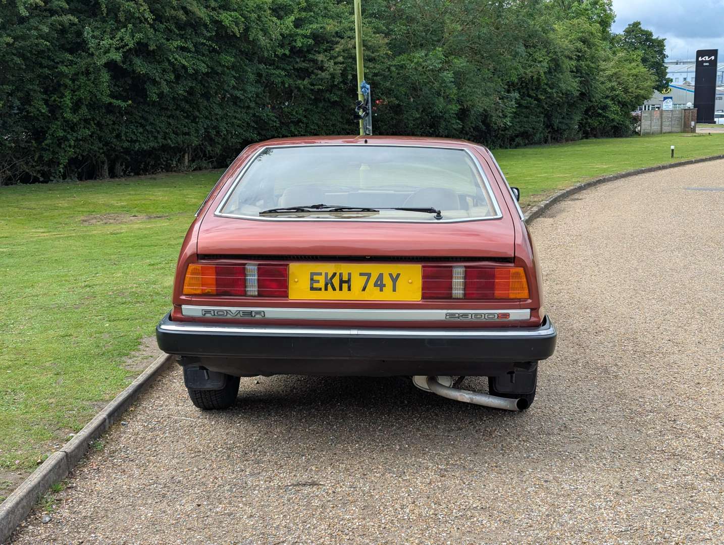 <p>1982 ROVER SD1 2300S AUTO</p>