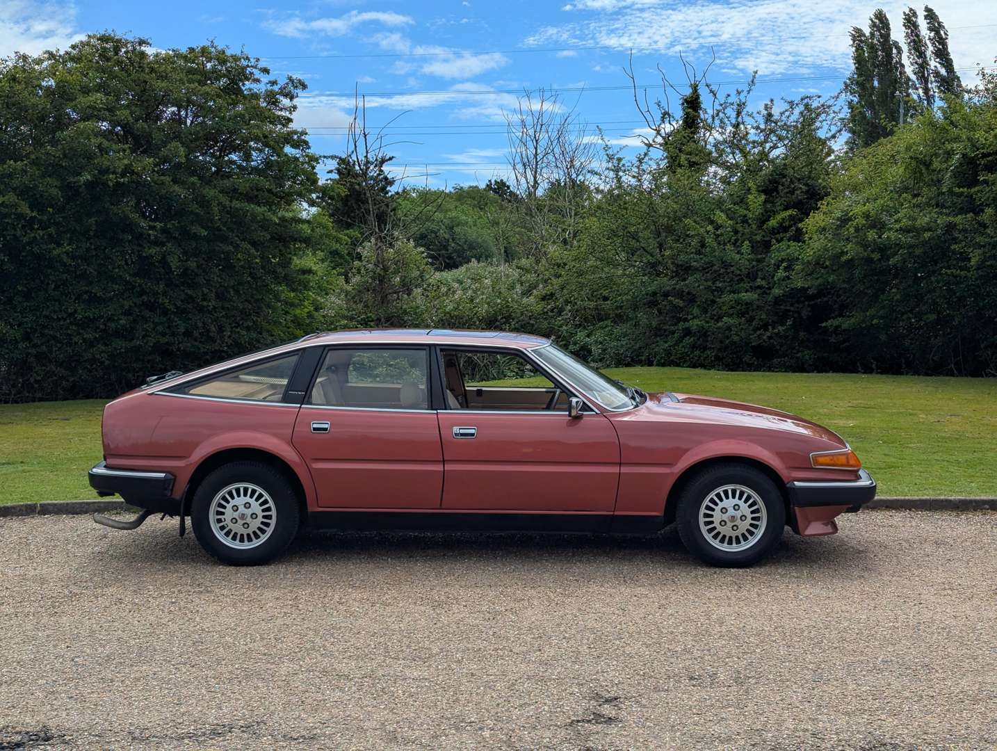 <p>1982 ROVER SD1 2300S AUTO</p>