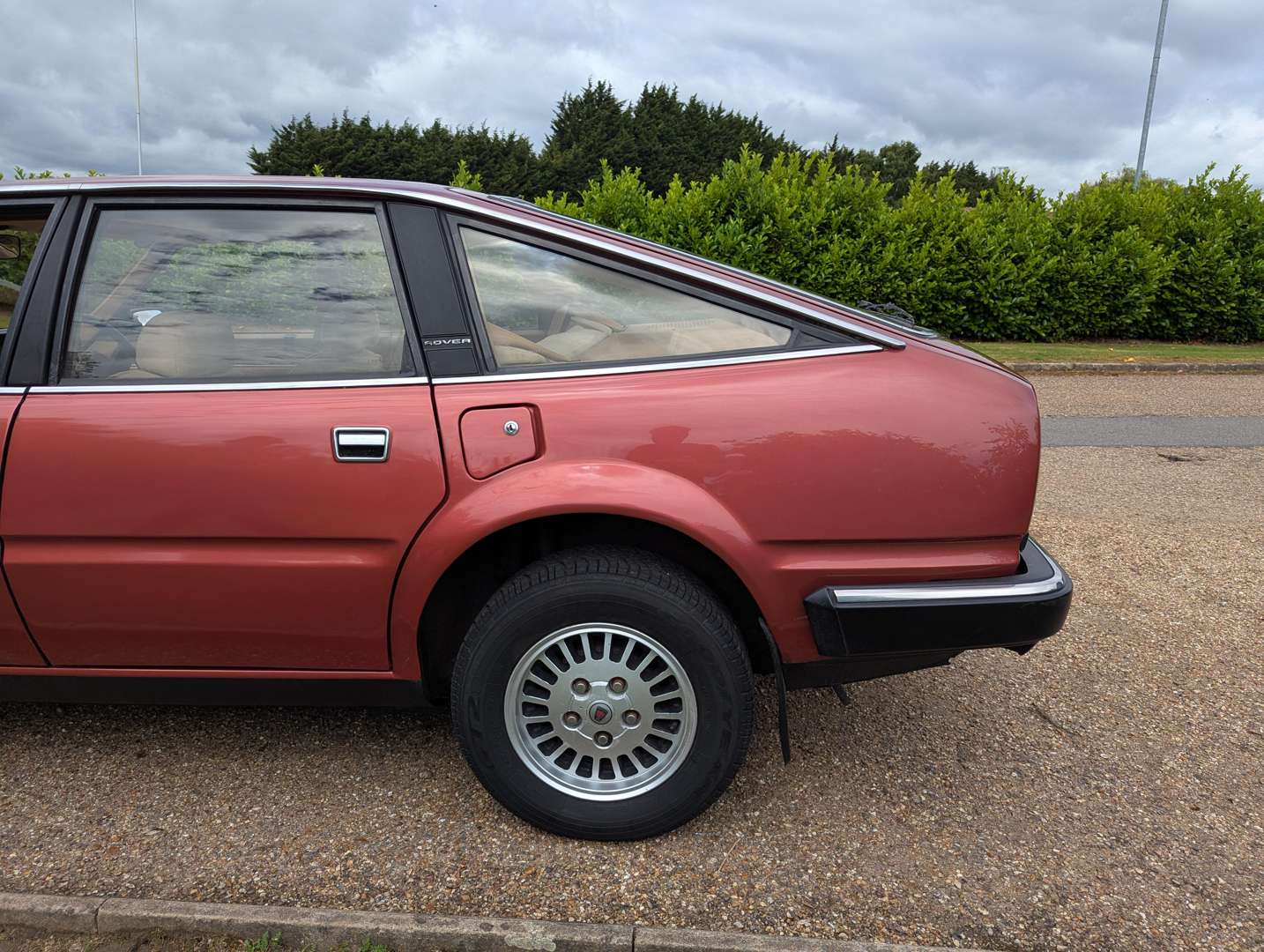 <p>1982 ROVER SD1 2300S AUTO</p>
