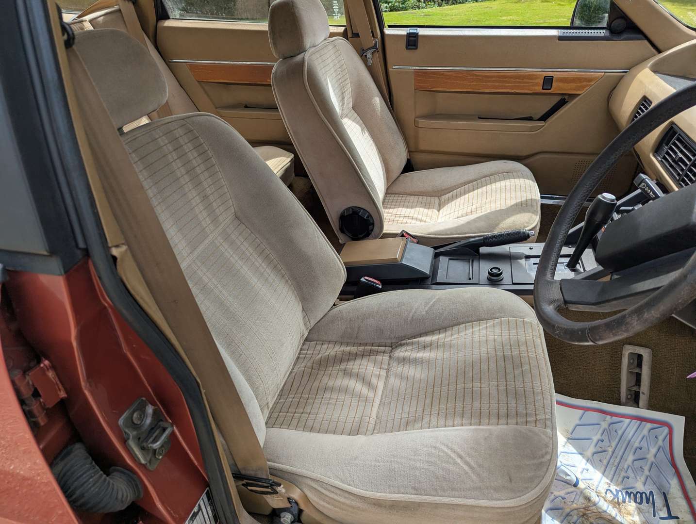 <p>1982 ROVER SD1 2300S AUTO</p>