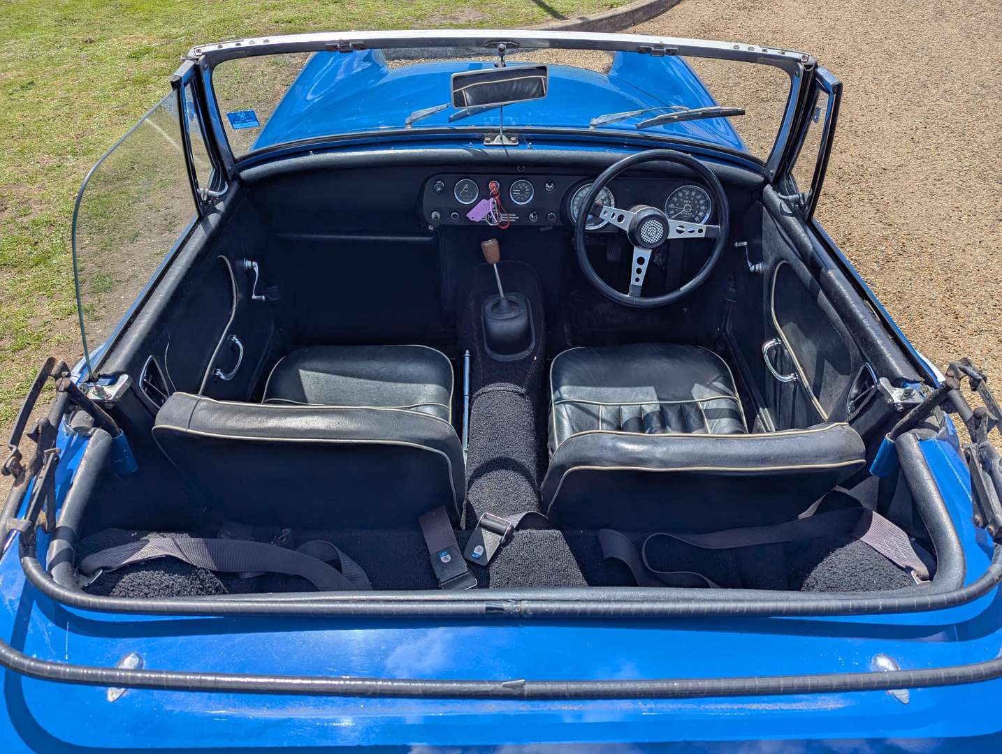 <p>1966 MG MIDGET</p>