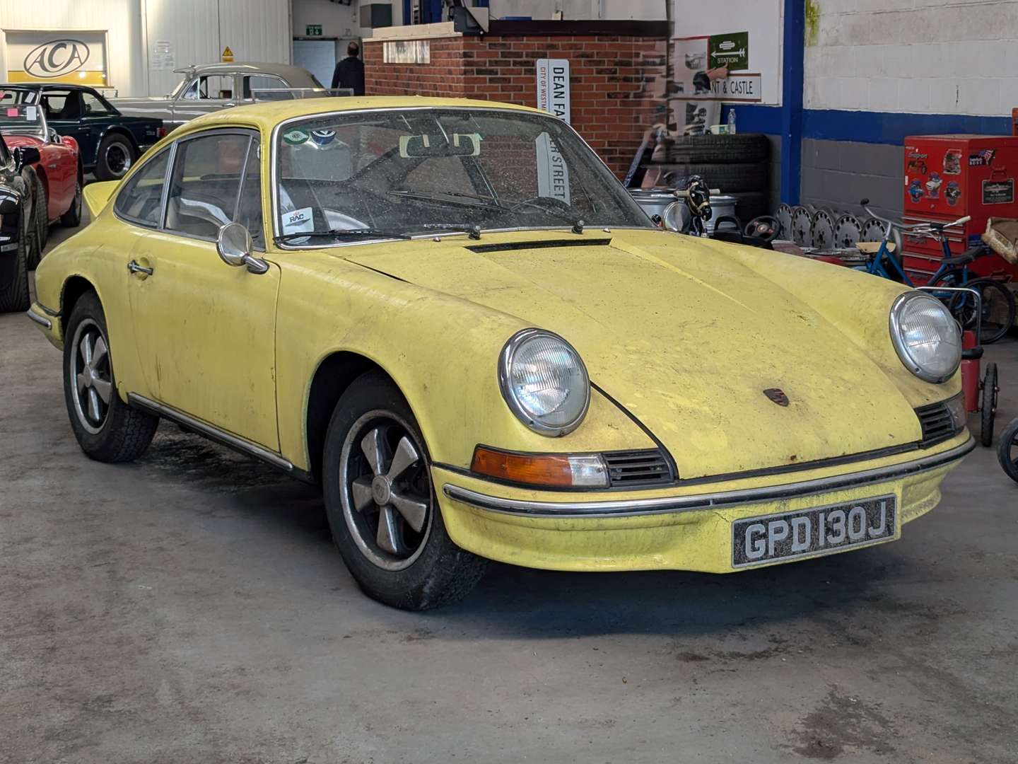 <p>1965 PORSCHE 912 LHD</p>