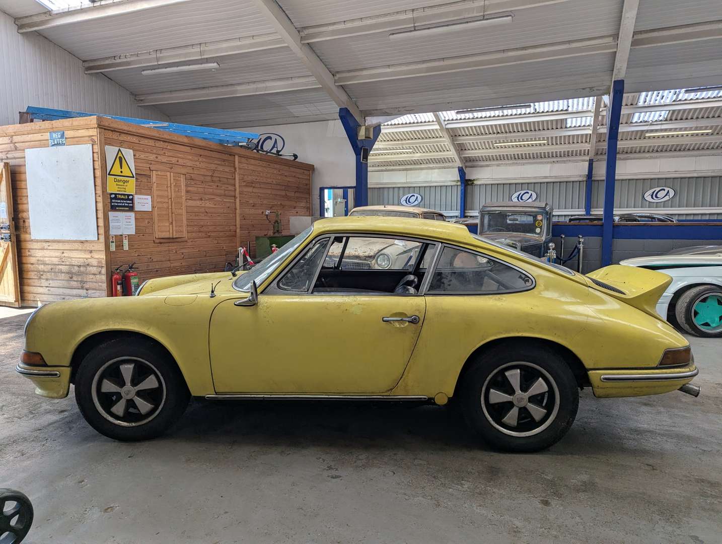 <p>1965 PORSCHE 912 LHD</p>