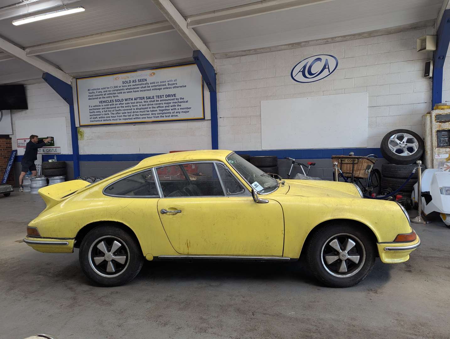 <p>1965 PORSCHE 912 LHD</p>