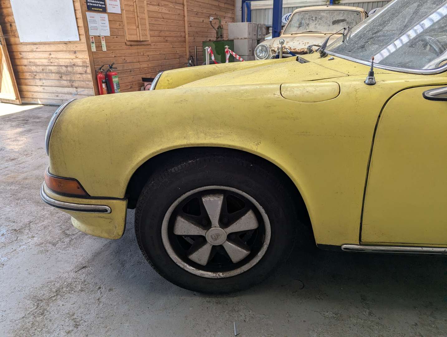 <p>1965 PORSCHE 912 LHD</p>