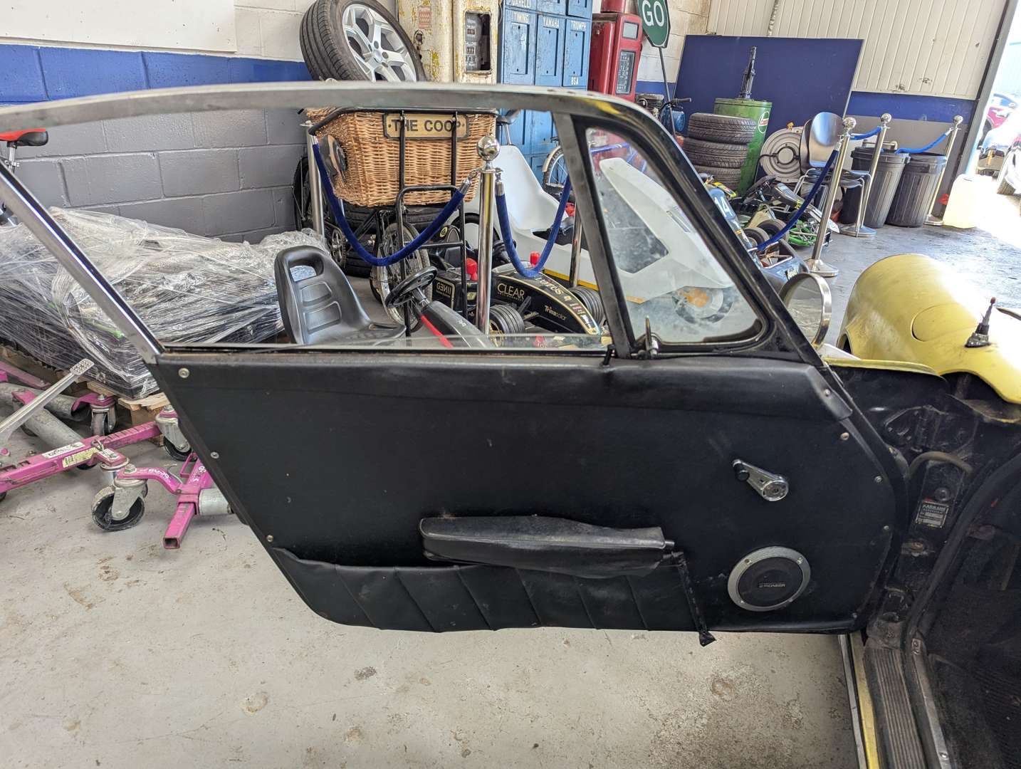 <p>1965 PORSCHE 912 LHD</p>