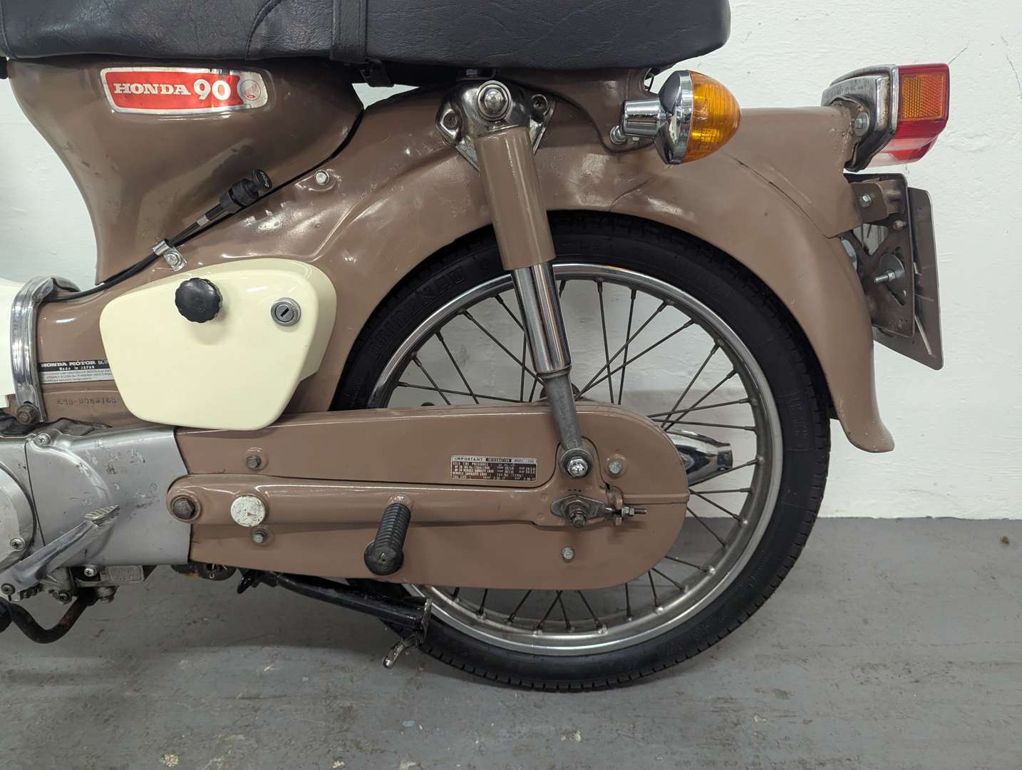 <p>1973 HONDA C90</p>
