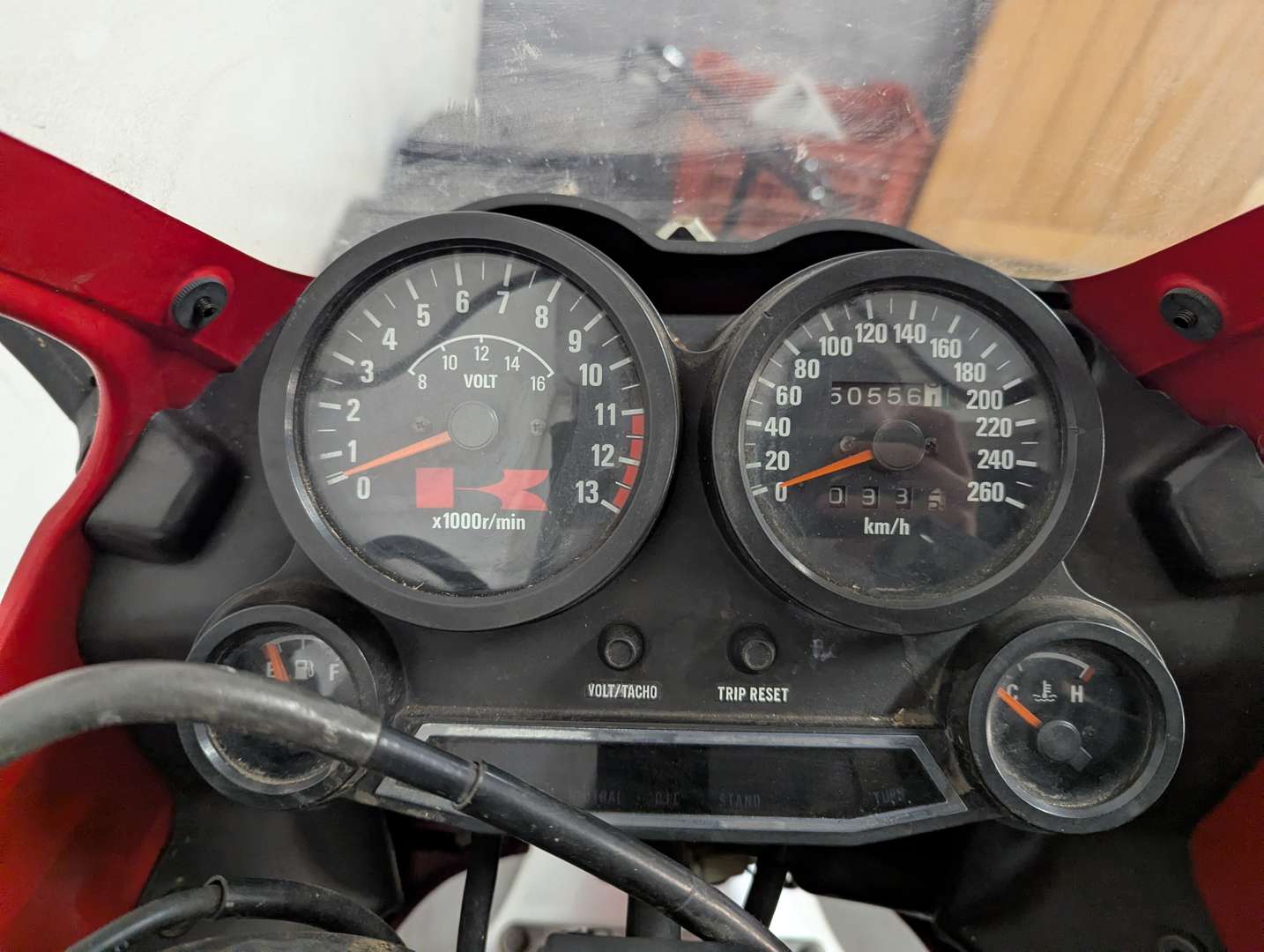 <p>1987 KAWASAKI GPZ600R</p>