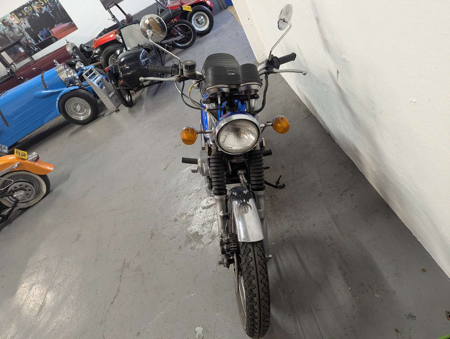 <p>1975 SUZUKI GT250 RAM AIR</p>