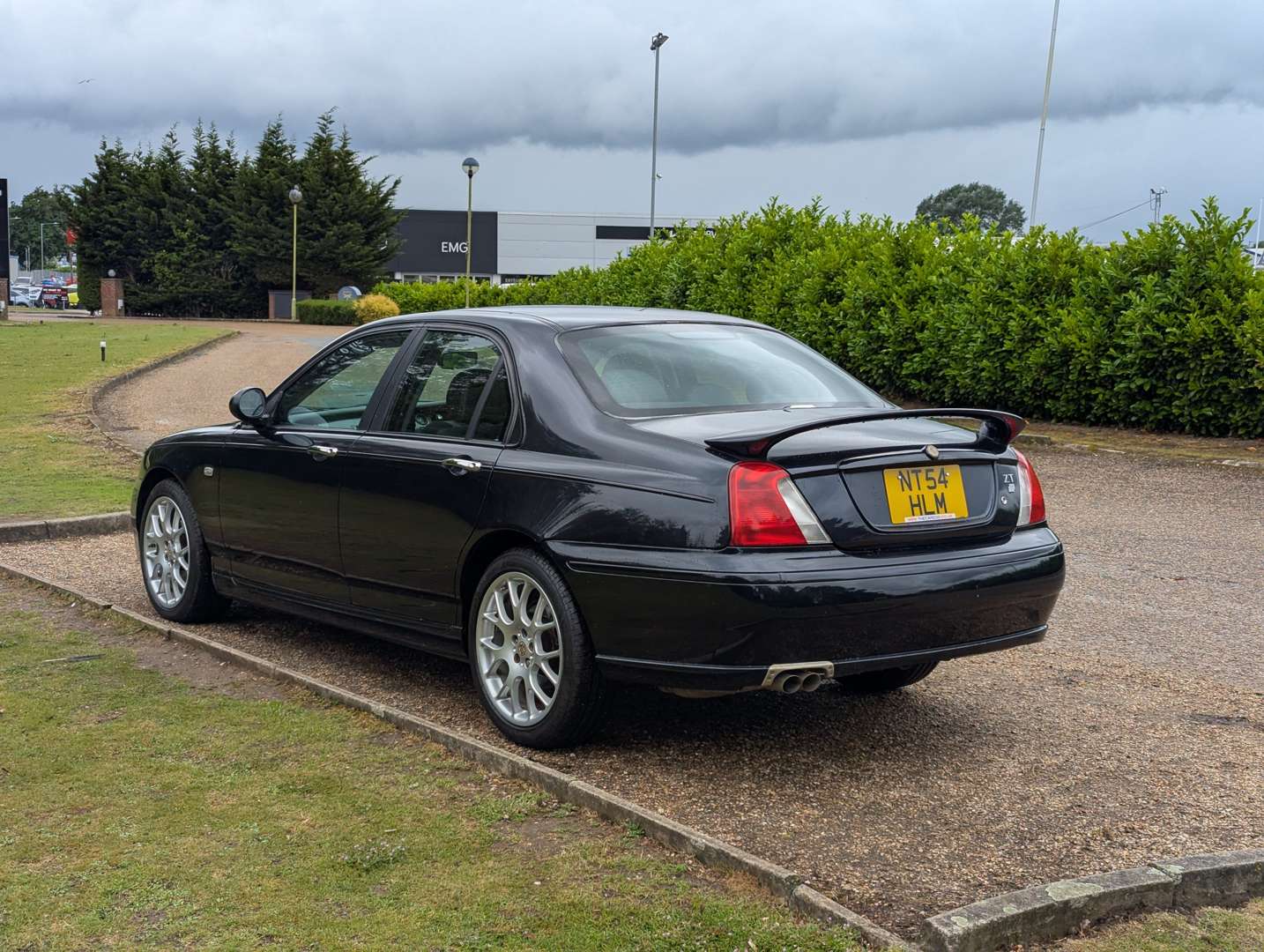 <p>2004 MG ZT 180</p>