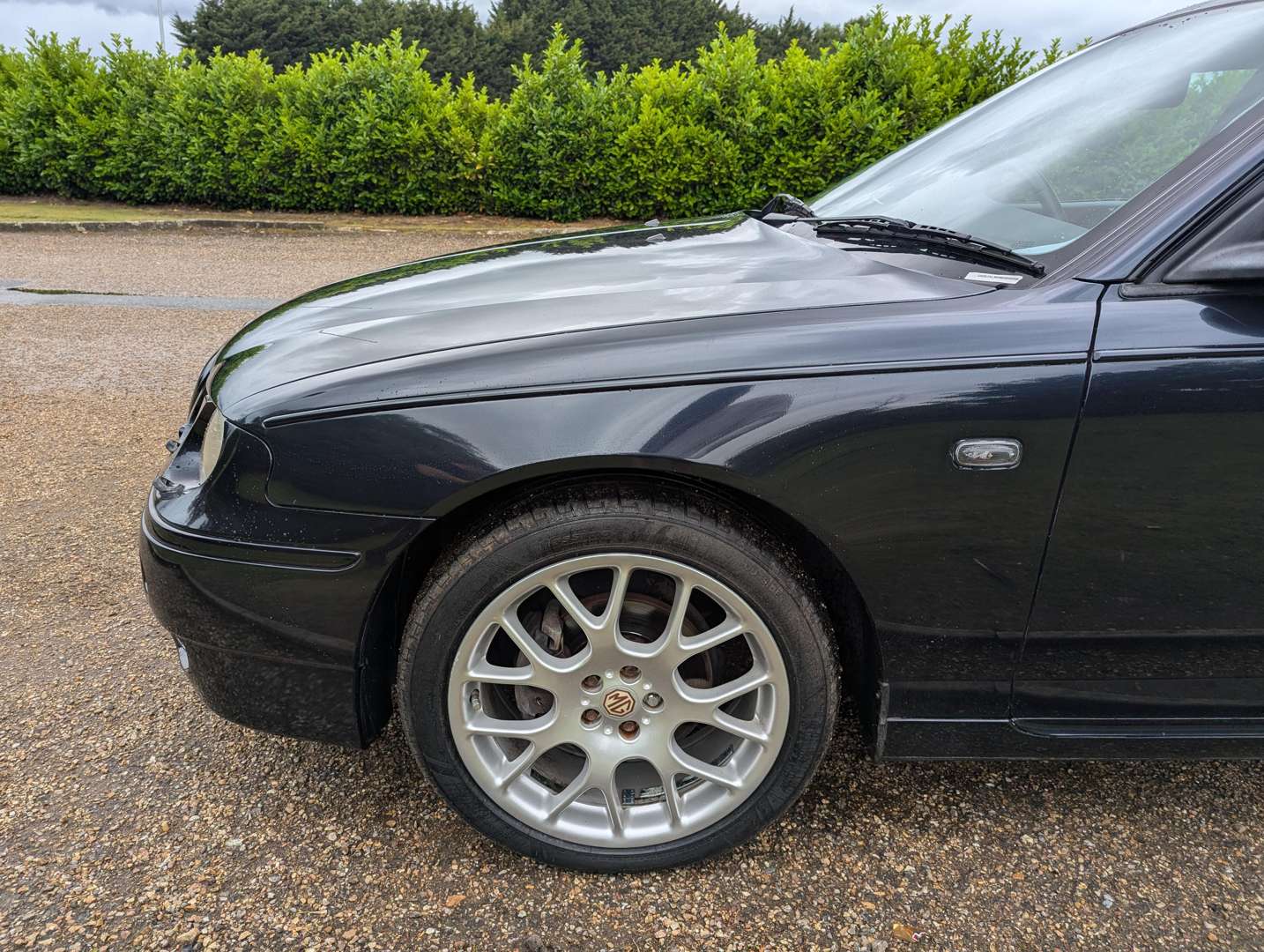 <p>2004 MG ZT 180</p>