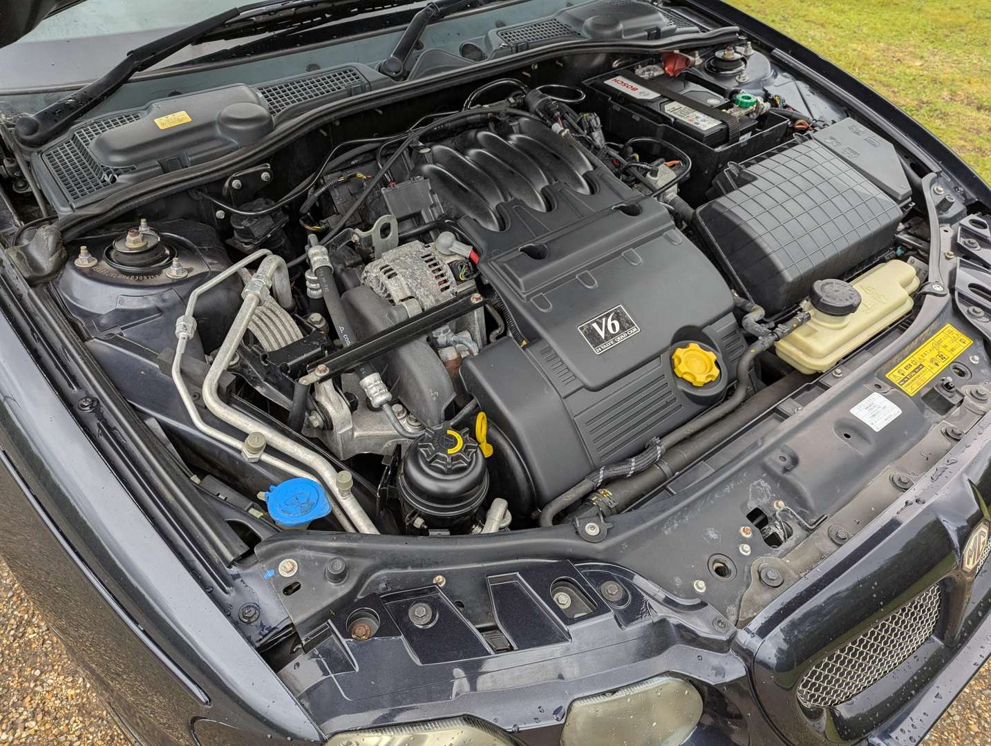 <p>2004 MG ZT 180</p>