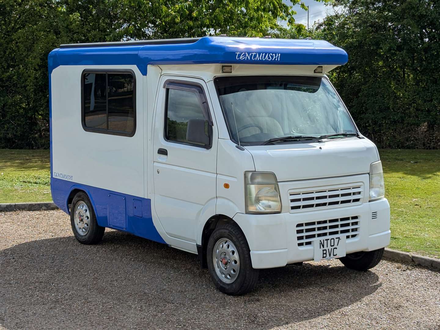 <p>2007 MAZDA SCRUM TENT MUSHI POP-TOP CAMPER</p>
