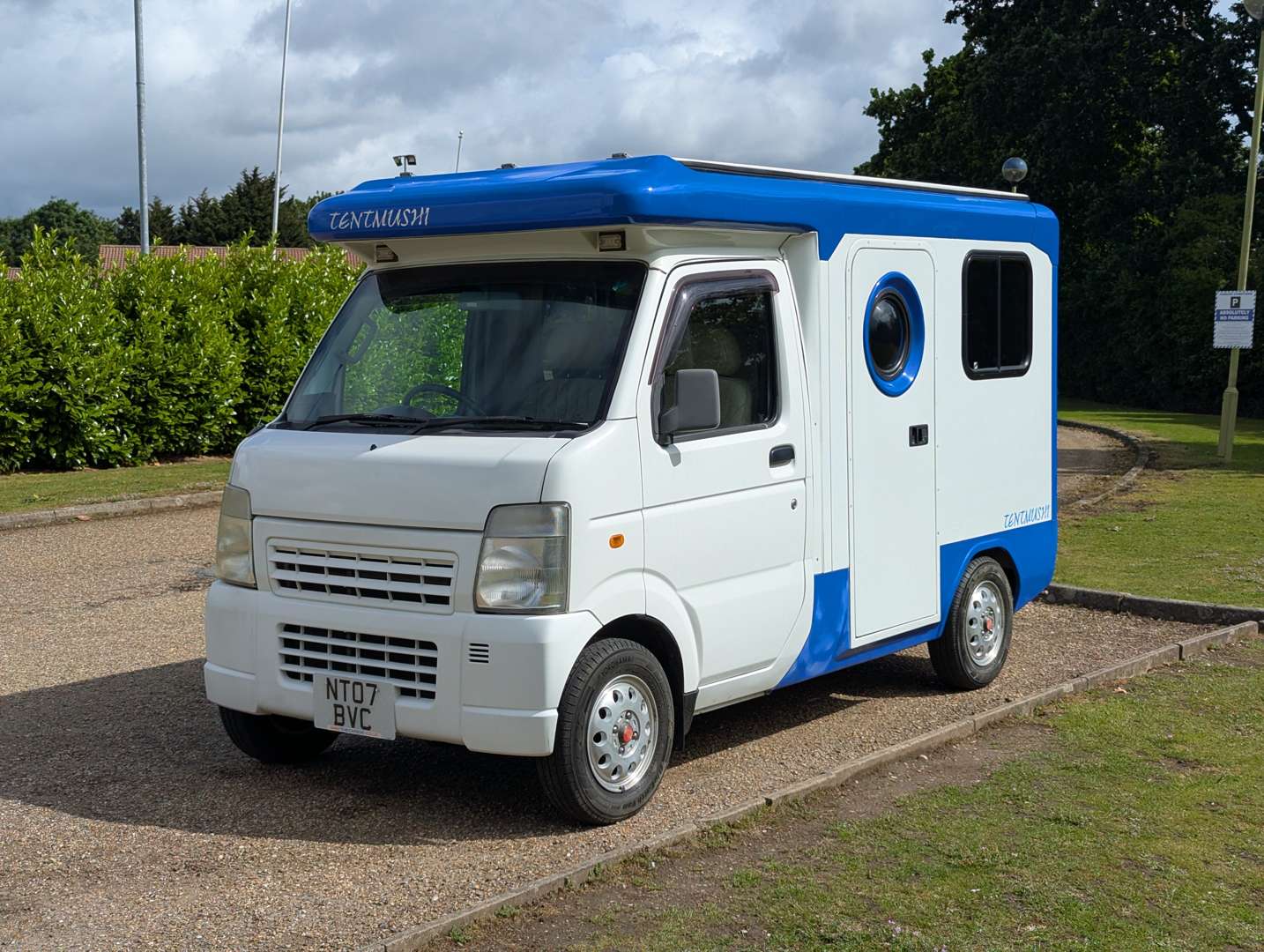 <p>2007 MAZDA SCRUM TENT MUSHI POP-TOP CAMPER</p>