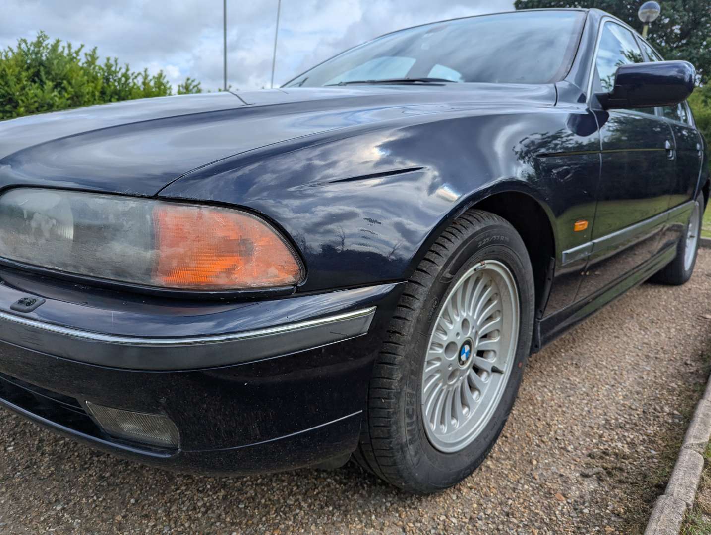 <p>2000 BMW 528I E39</p>