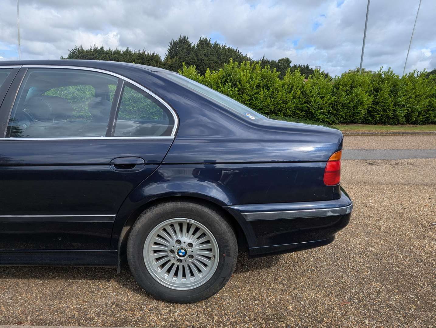 <p>2000 BMW 528I E39</p>