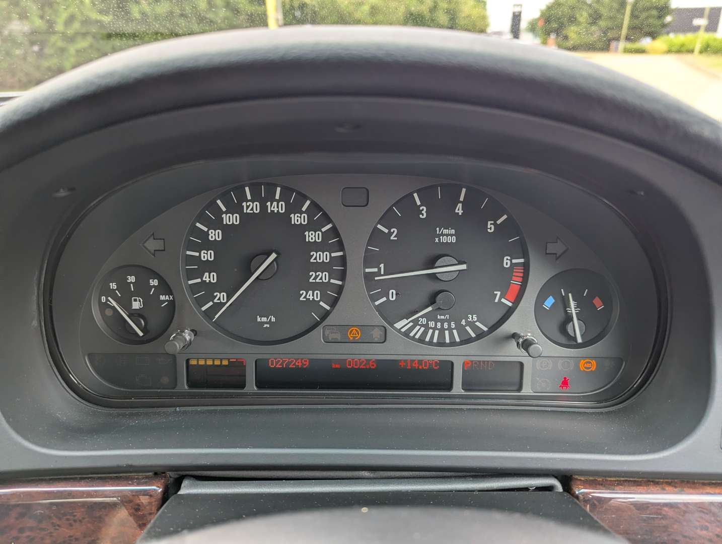 <p>2000 BMW 528I E39</p>