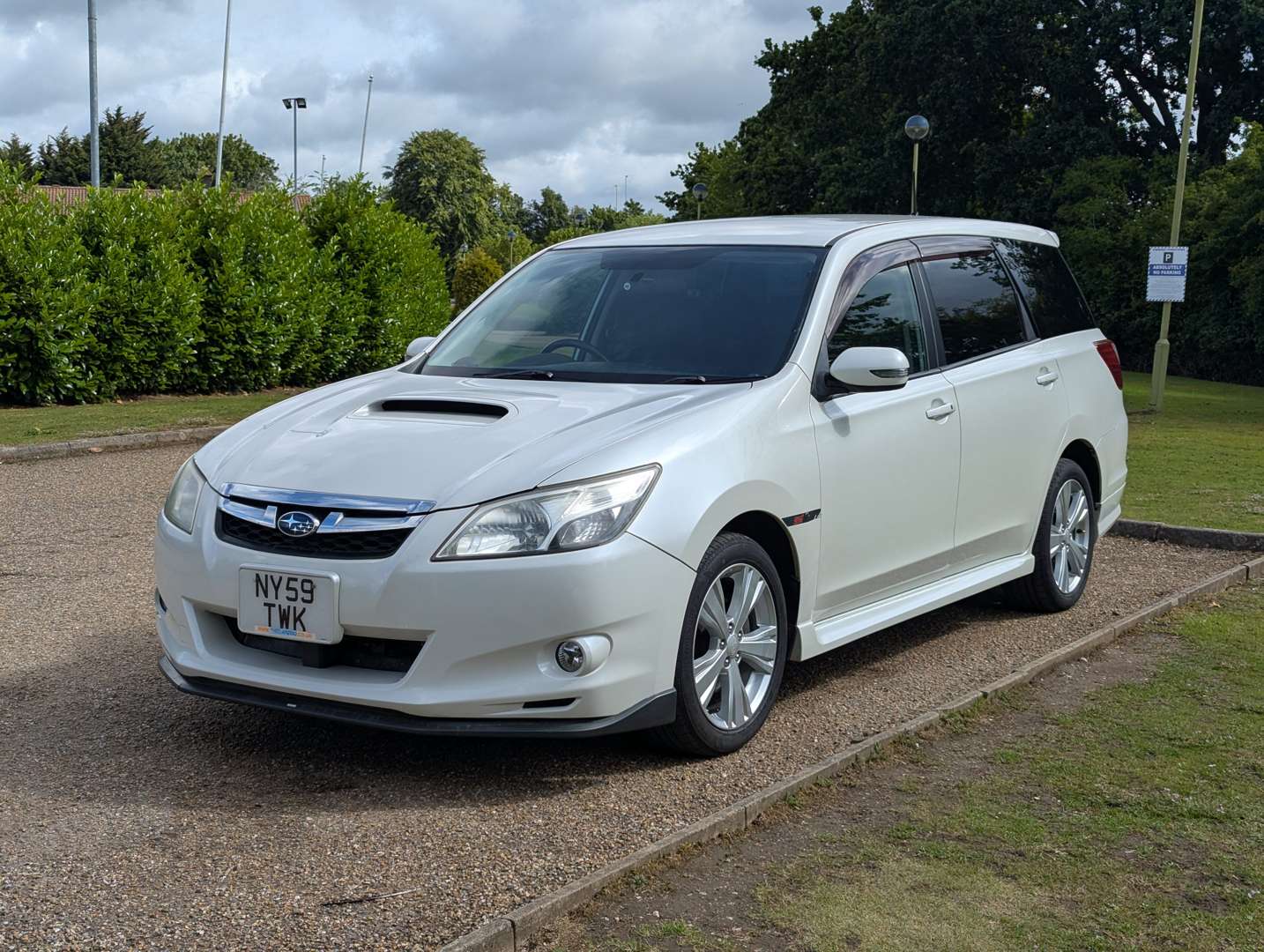 <p>2009 SUBARU EXIGA 2.0 GT TURBO</p>