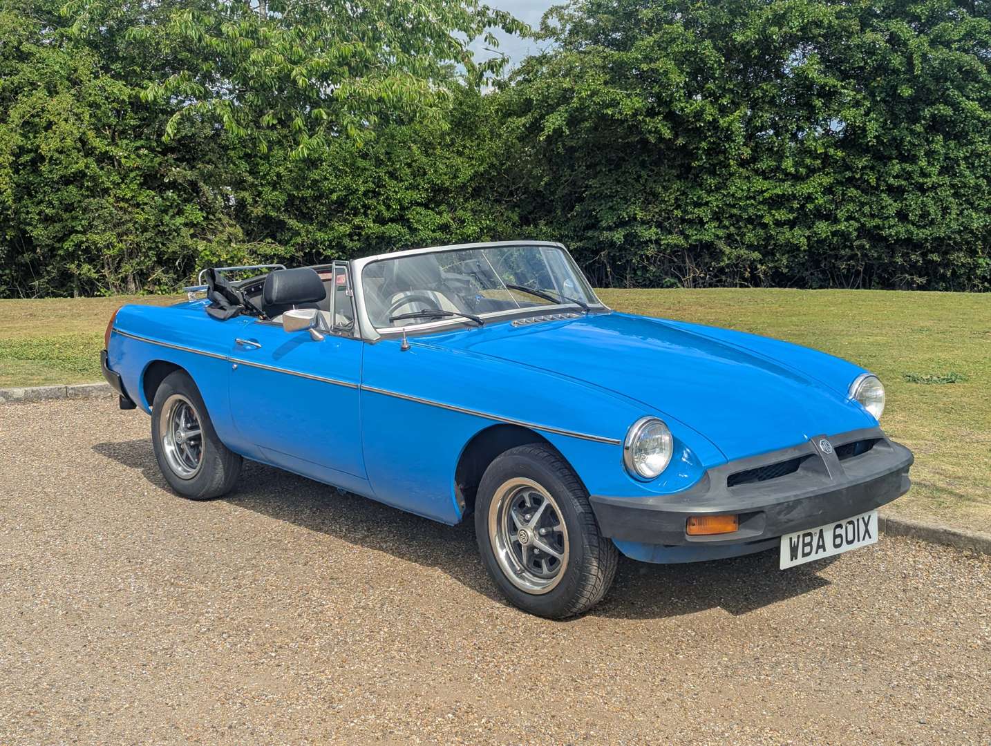 <p>1982 MG B ROADSTER</p>