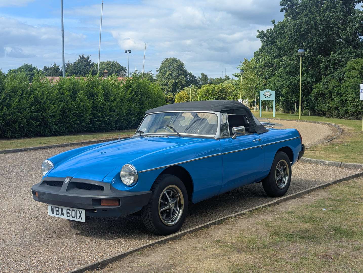 <p>1982 MG B ROADSTER</p>