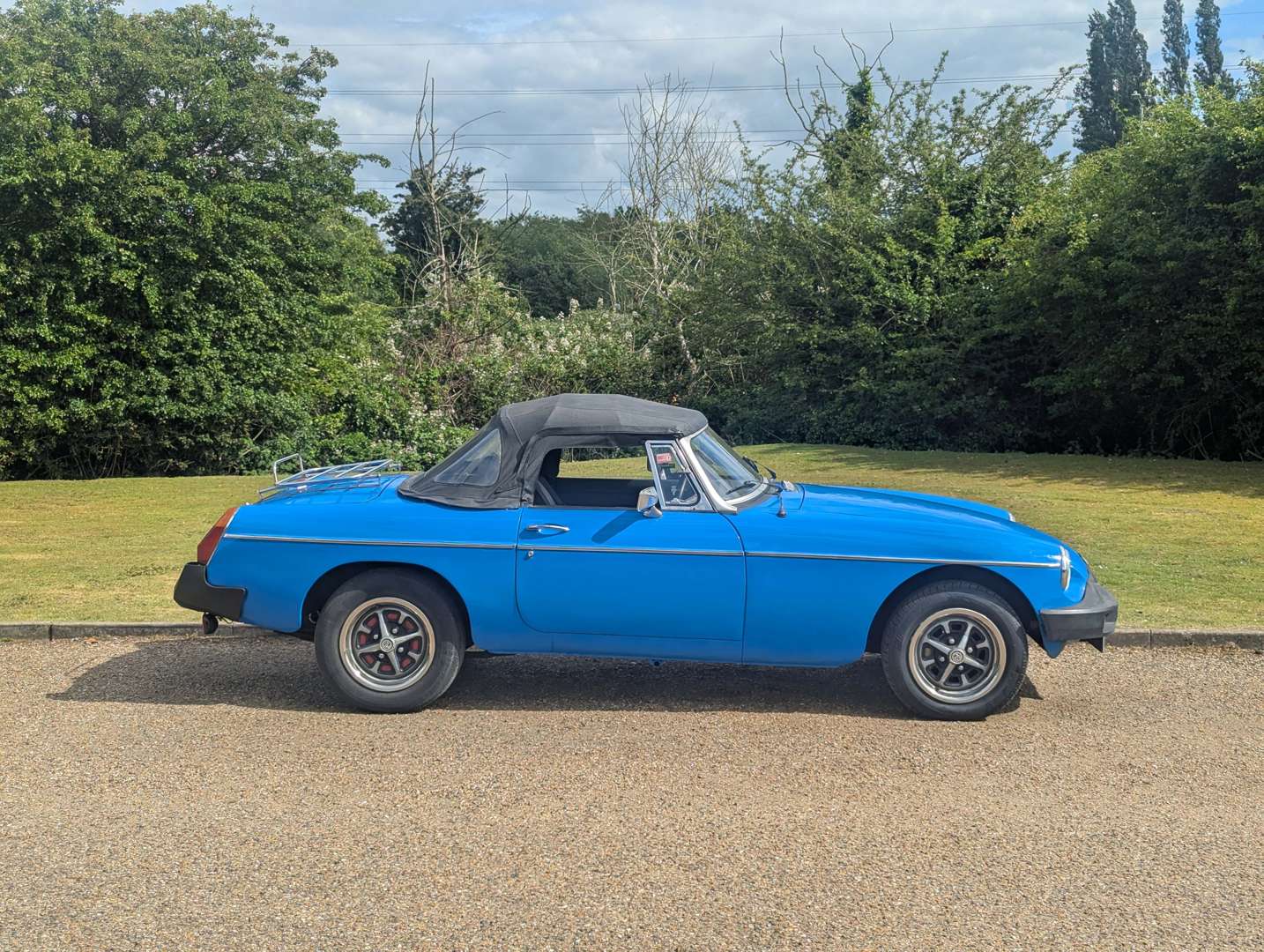 <p>1982 MG B ROADSTER</p>