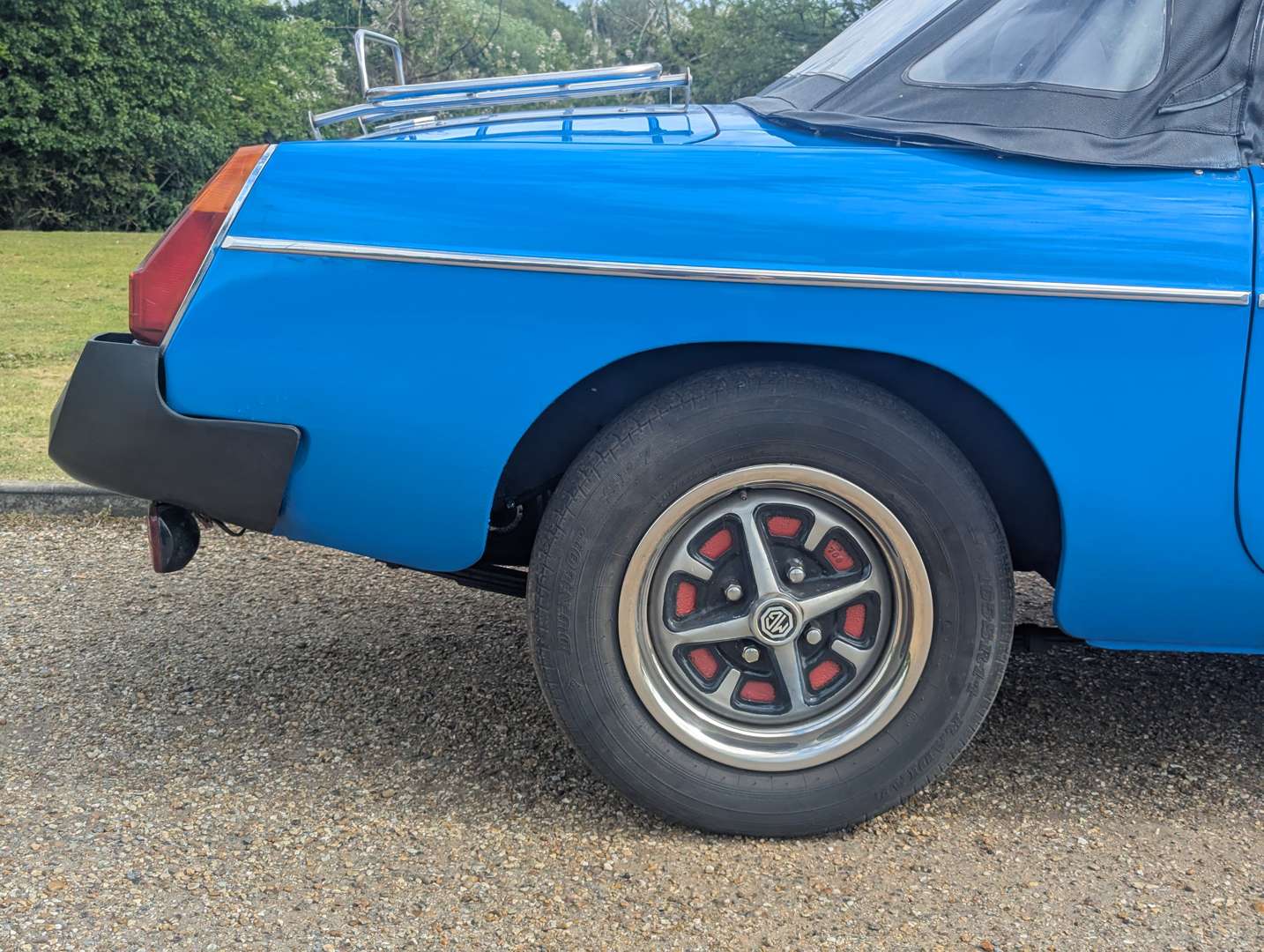 <p>1982 MG B ROADSTER</p>