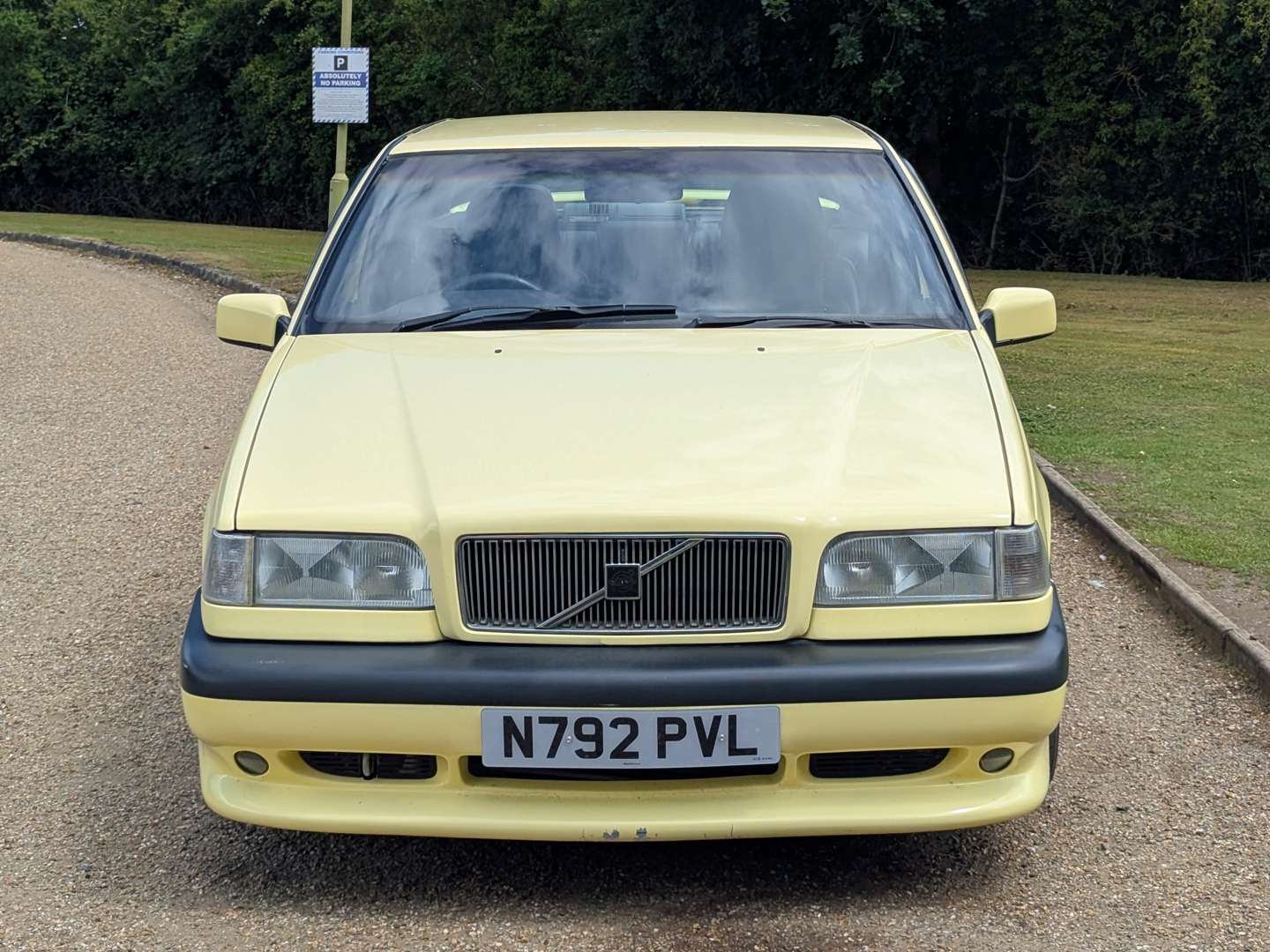 <p>1995 VOLVO T5 850</p>