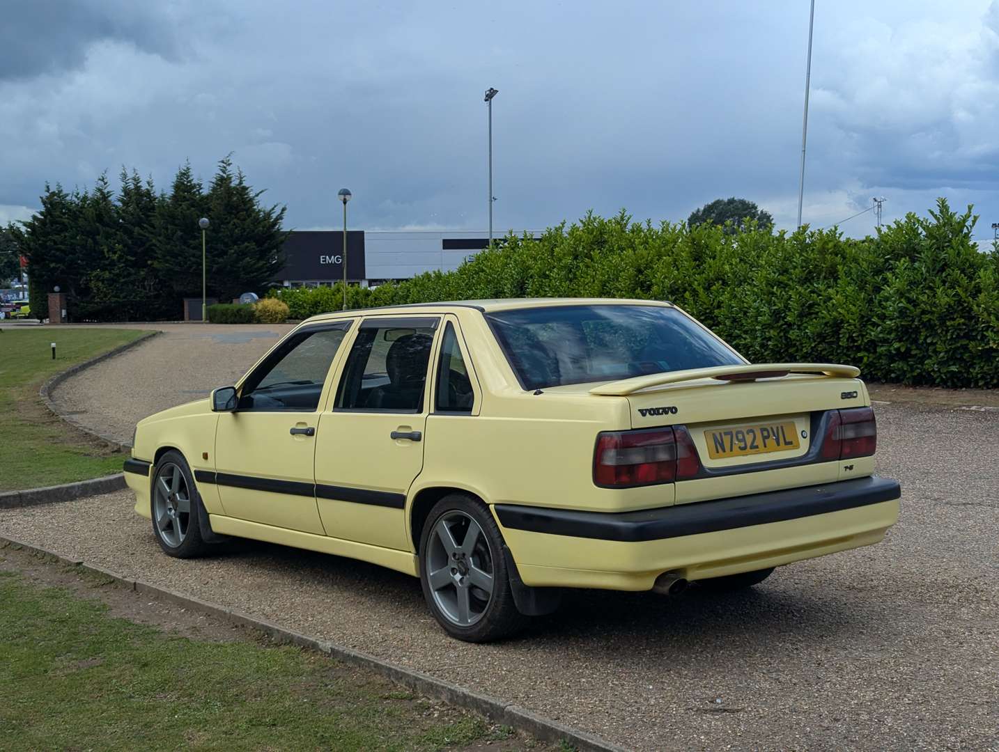<p>1995 VOLVO T5 850</p>