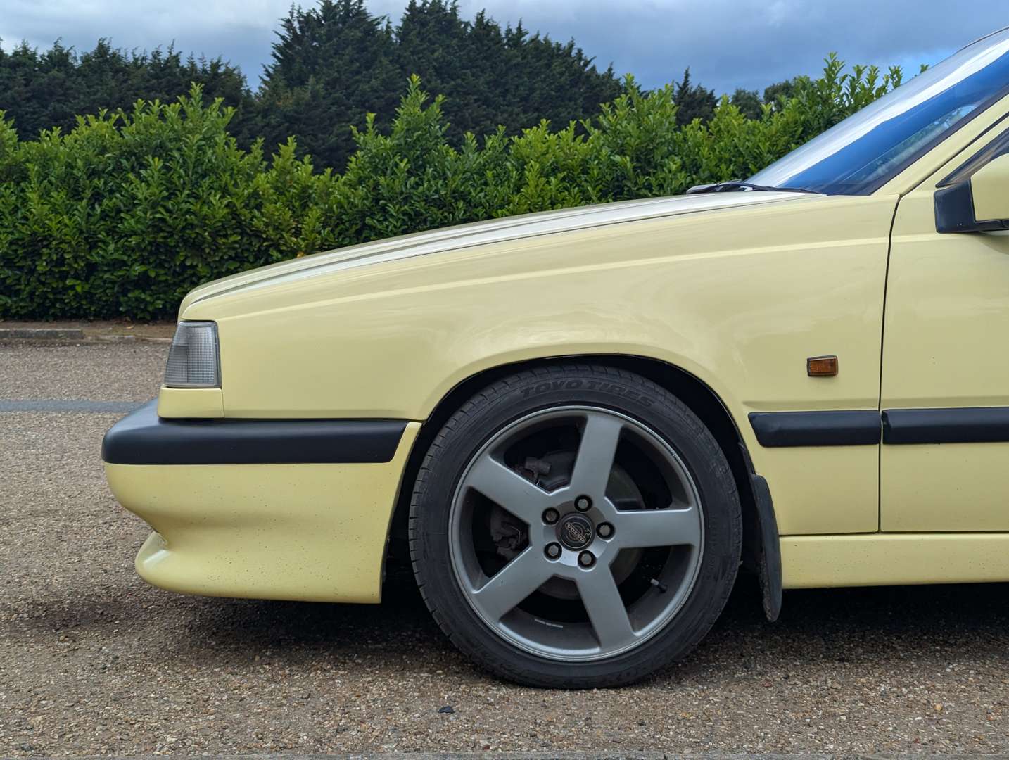 <p>1995 VOLVO T5 850</p>