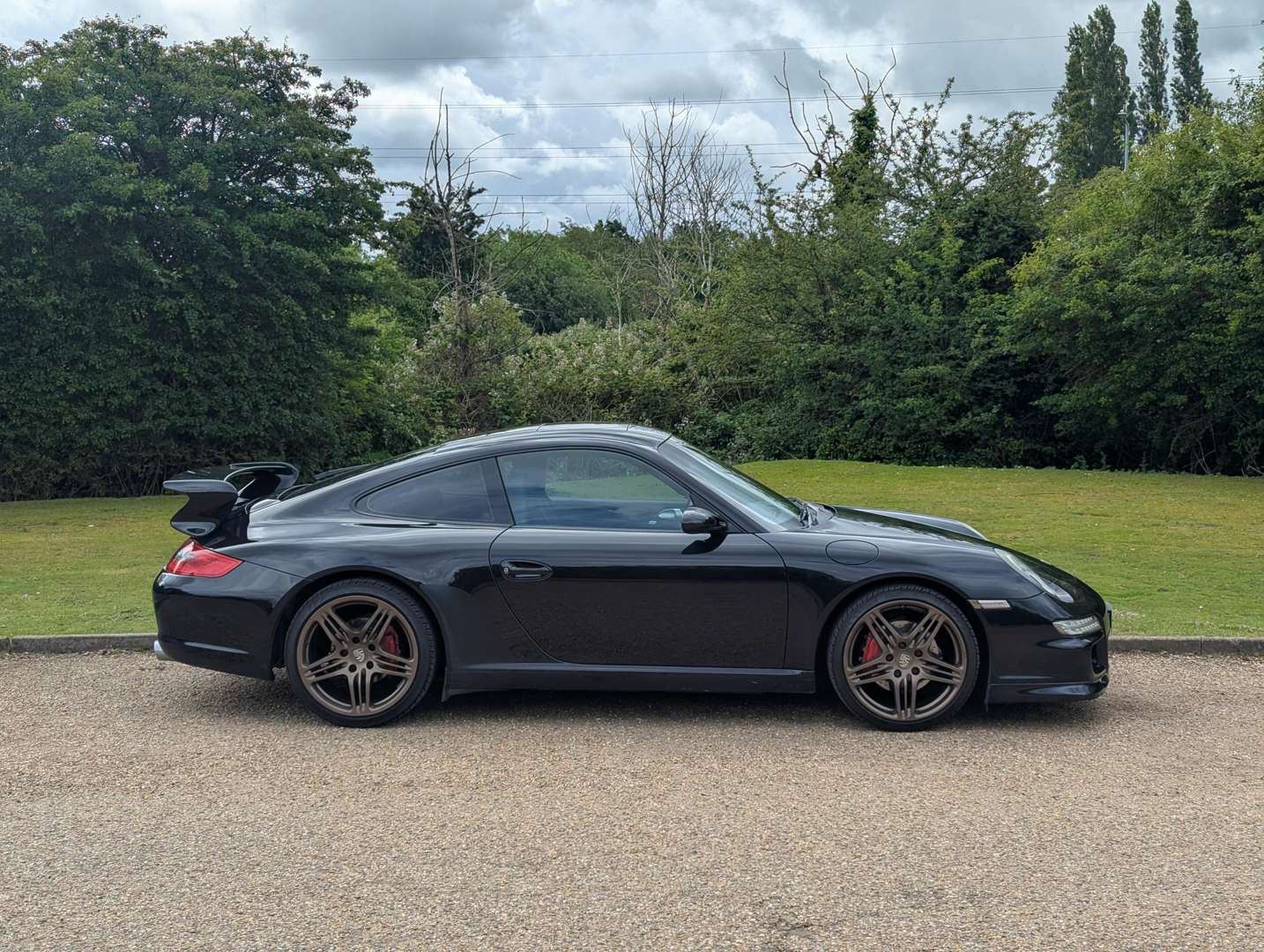 <p>2006 PORSCHE 911 CARRERA 2 TIPTRONIC S</p>