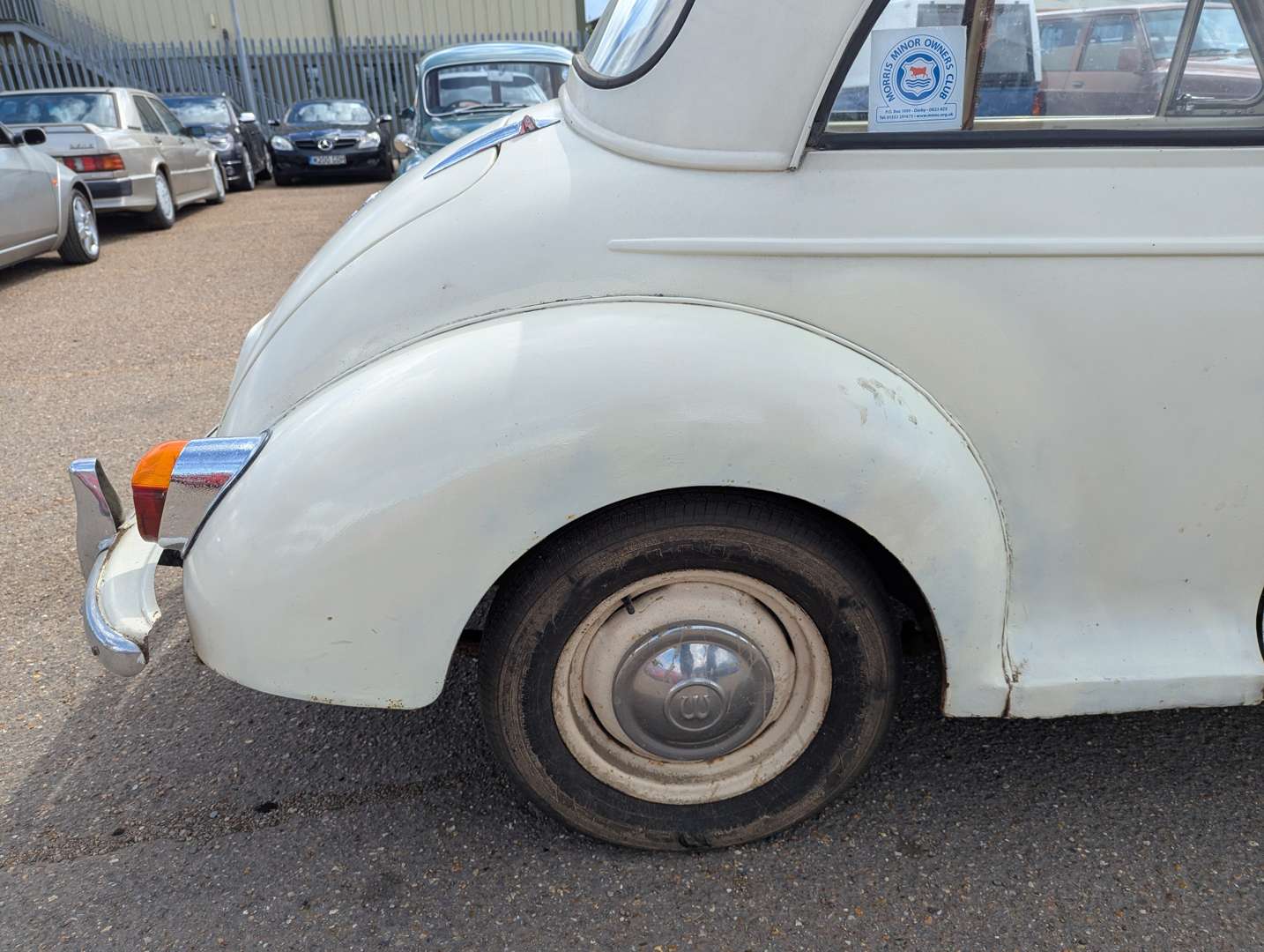 <p>1964 MORRIS MINOR 1000</p>