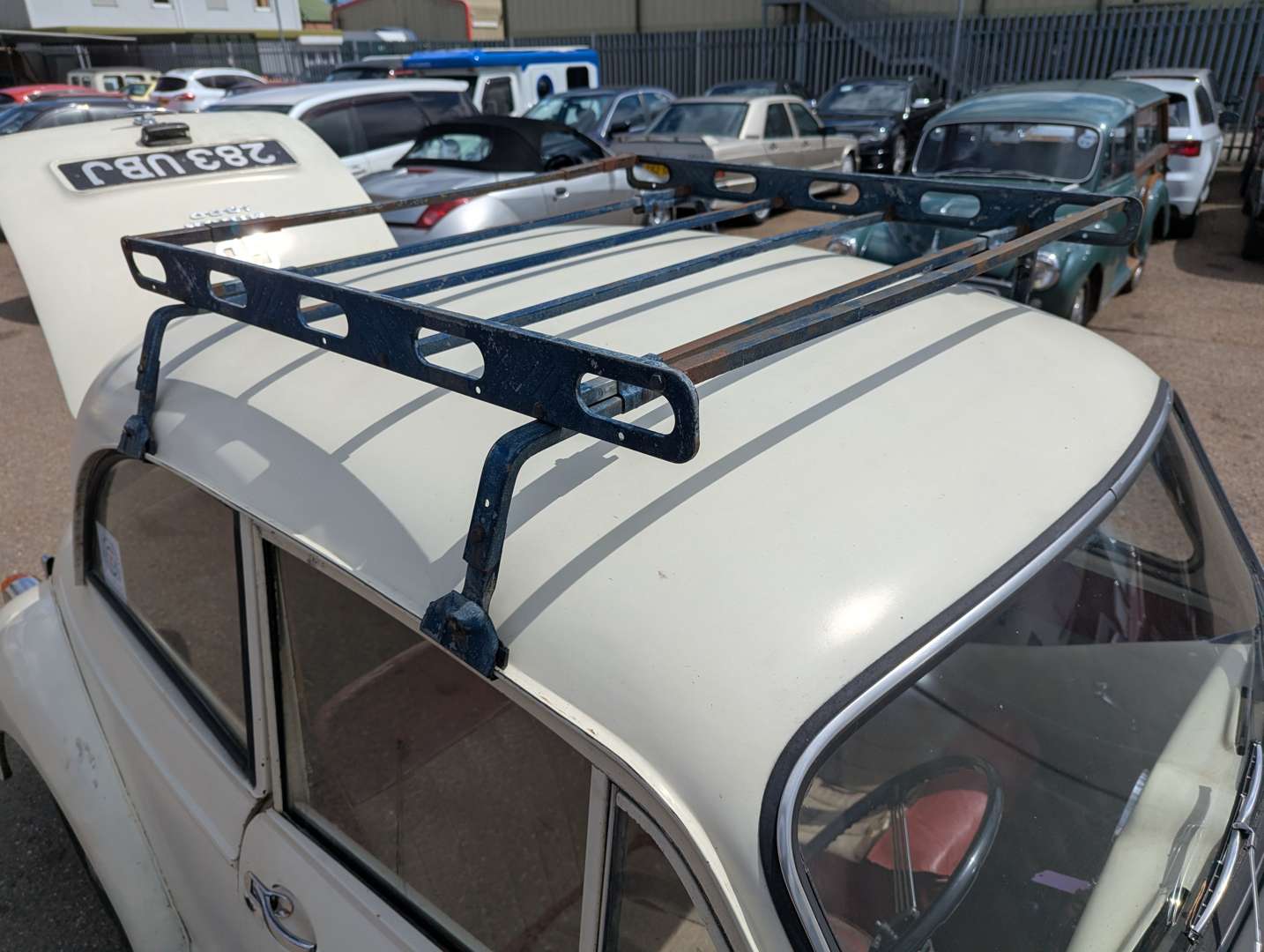 <p>1964 MORRIS MINOR 1000</p>