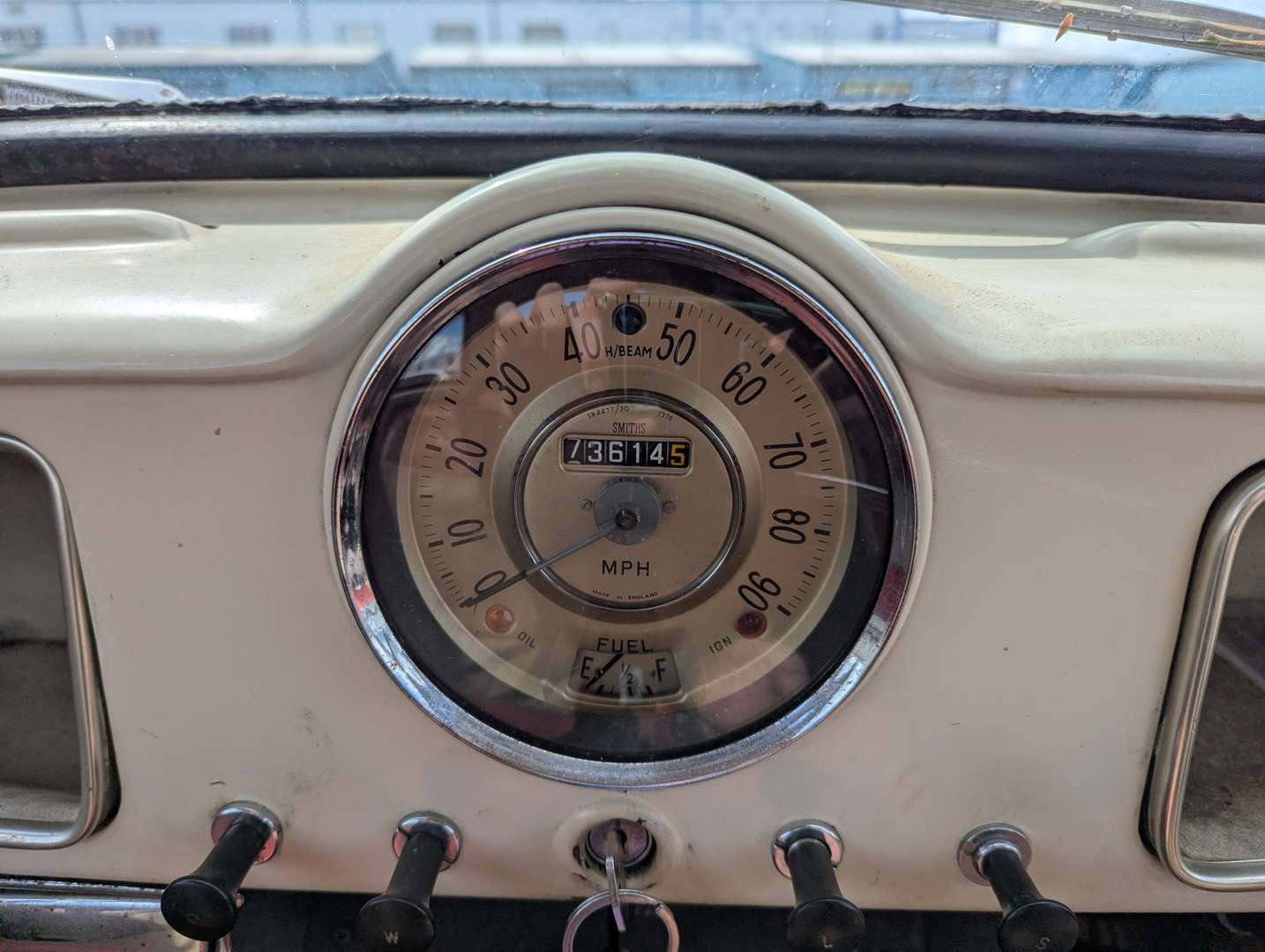 <p>1964 MORRIS MINOR 1000</p>