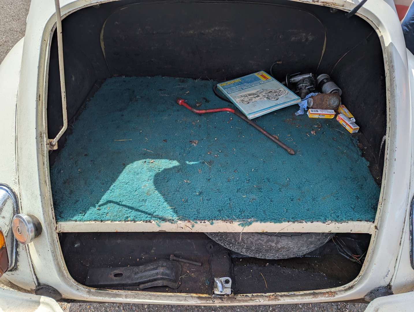 <p>1964 MORRIS MINOR 1000</p>