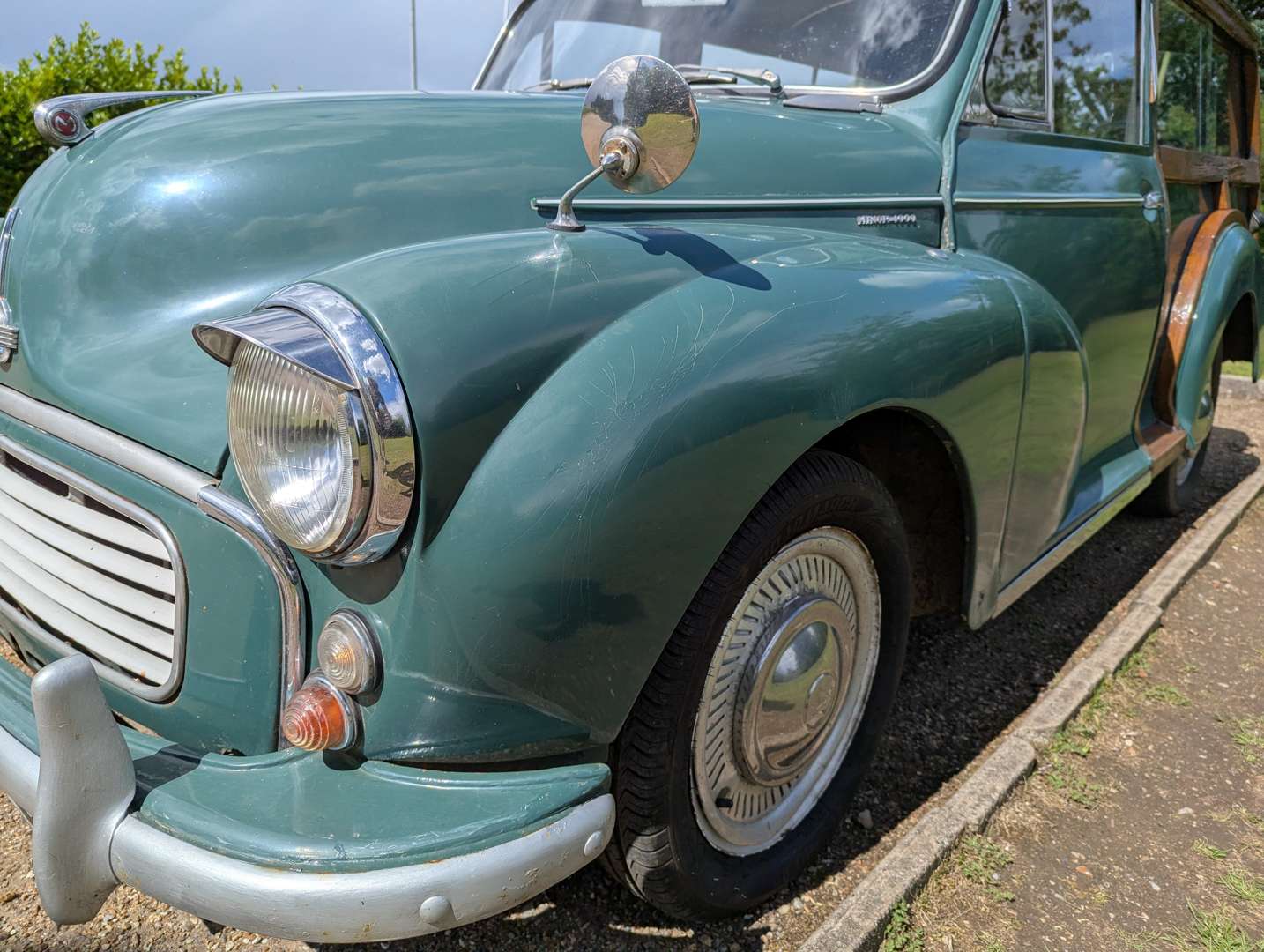 <p>1958 MORRIS MINOR TRAVELLER</p>