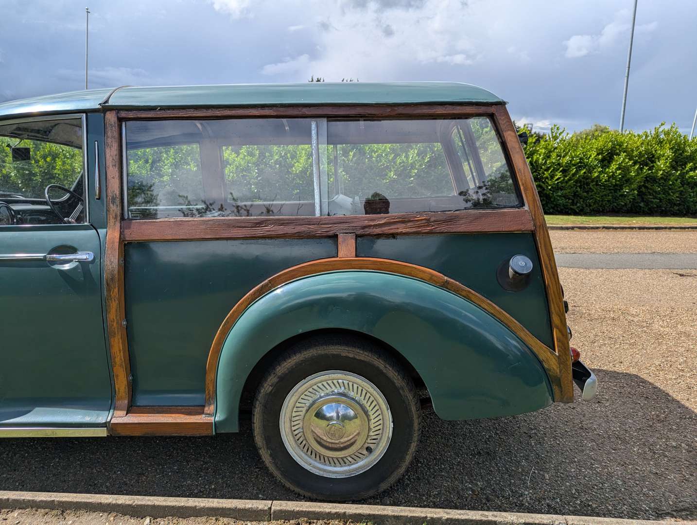 <p>1958 MORRIS MINOR TRAVELLER</p>
