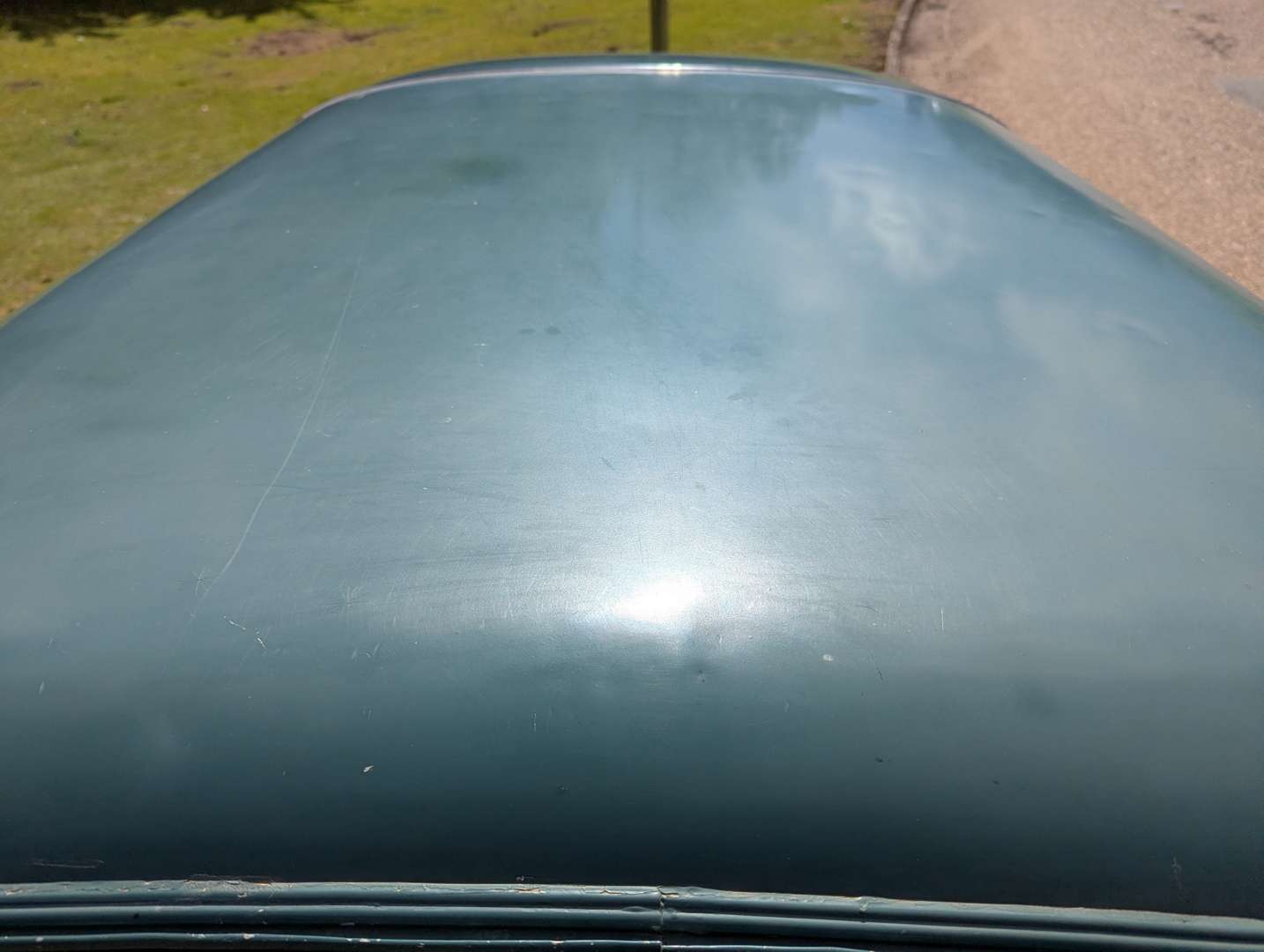 <p>1958 MORRIS MINOR TRAVELLER</p>