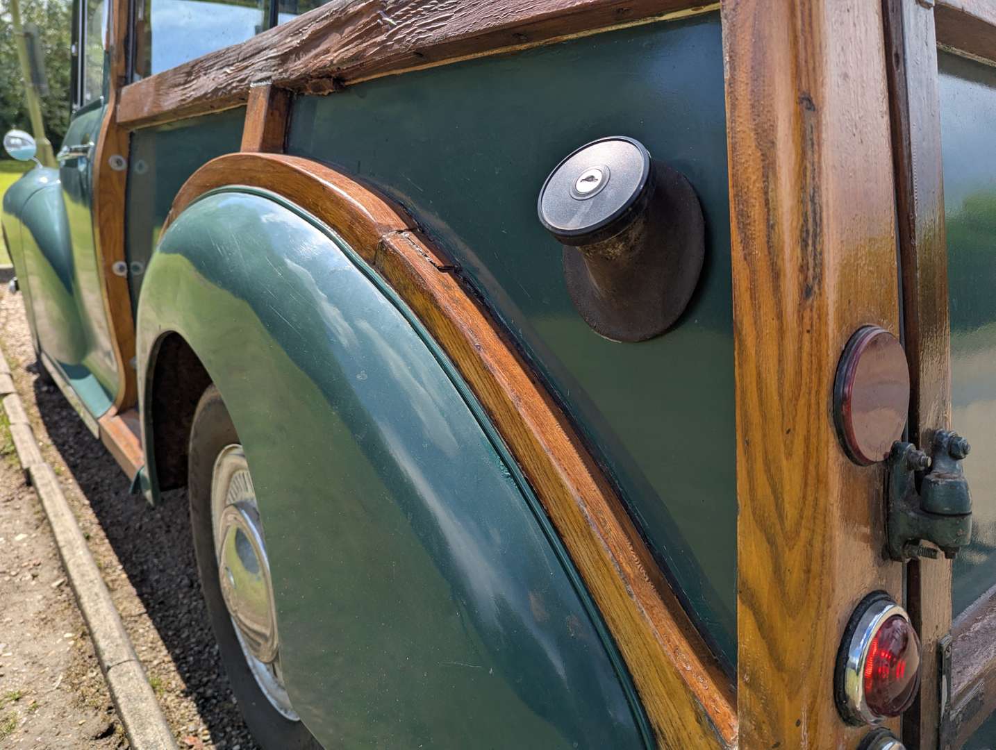 <p>1958 MORRIS MINOR TRAVELLER</p>