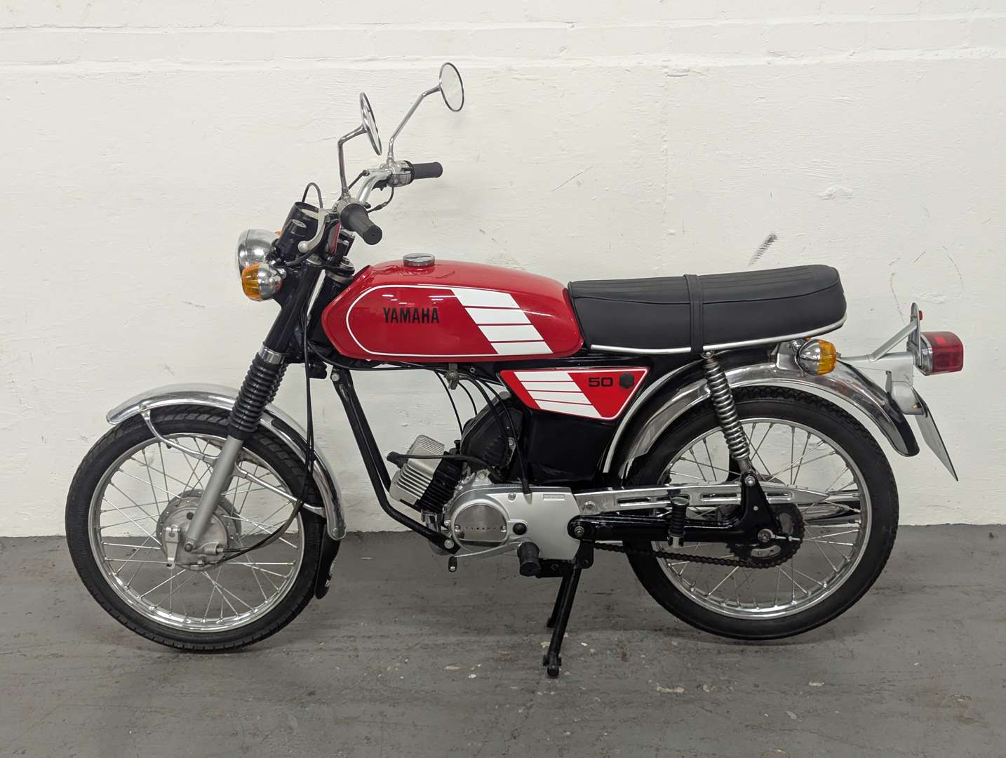 <p>1990 YAMAHA FS1E</p>