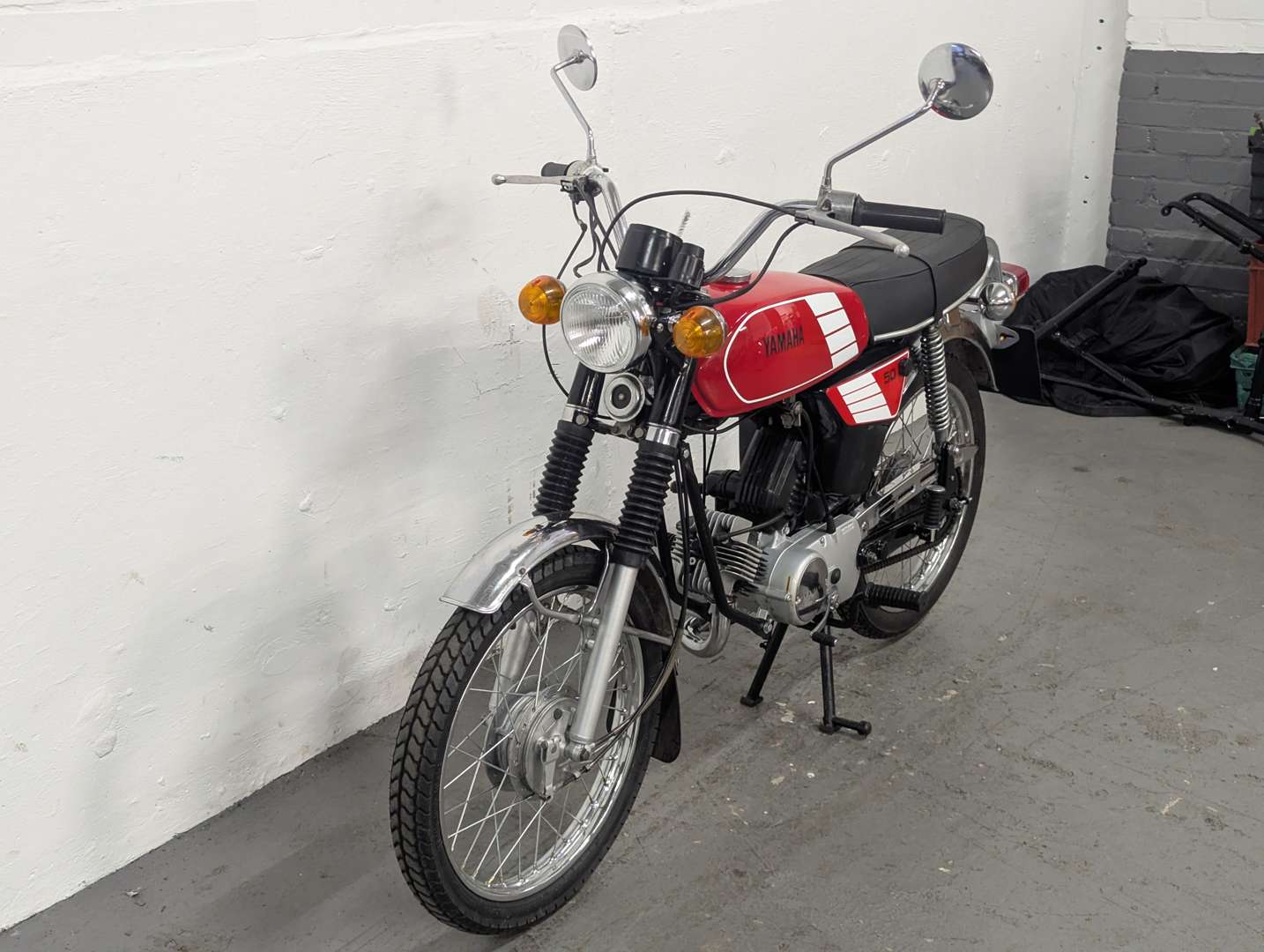 <p>1990 YAMAHA FS1E</p>
