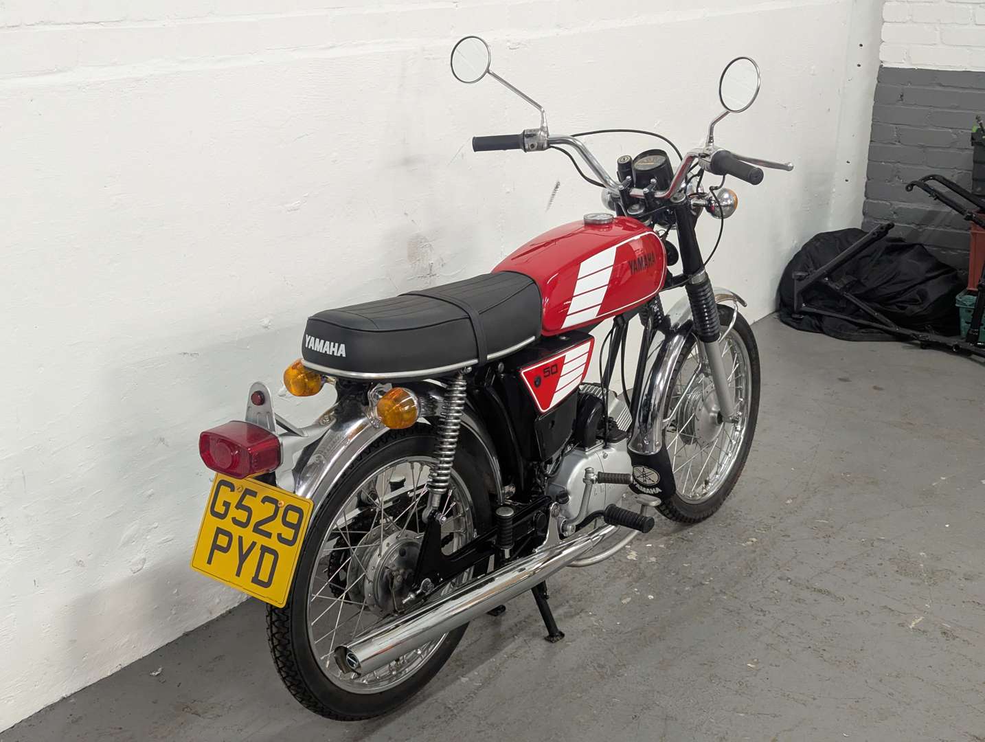 <p>1990 YAMAHA FS1E</p>