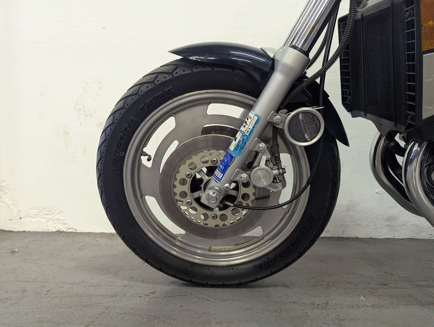 <p>1990 YAMAHA VMAX 1200</p>
