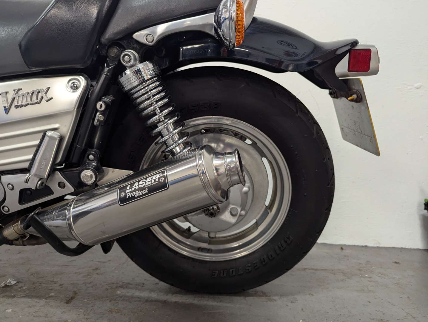 <p>1990 YAMAHA VMAX 1200</p>