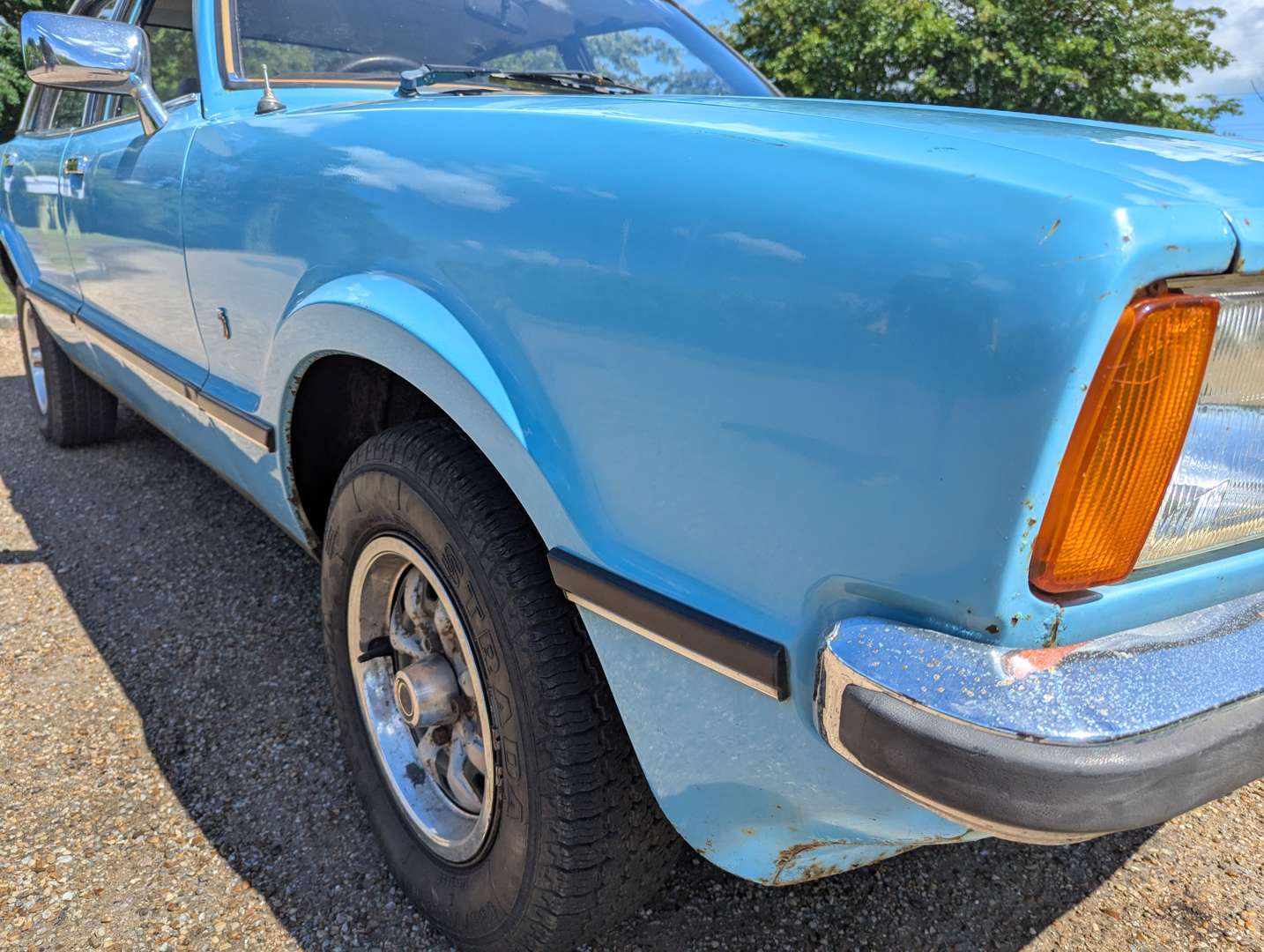 <p>1979 FORD CORTINA GHIA</p>